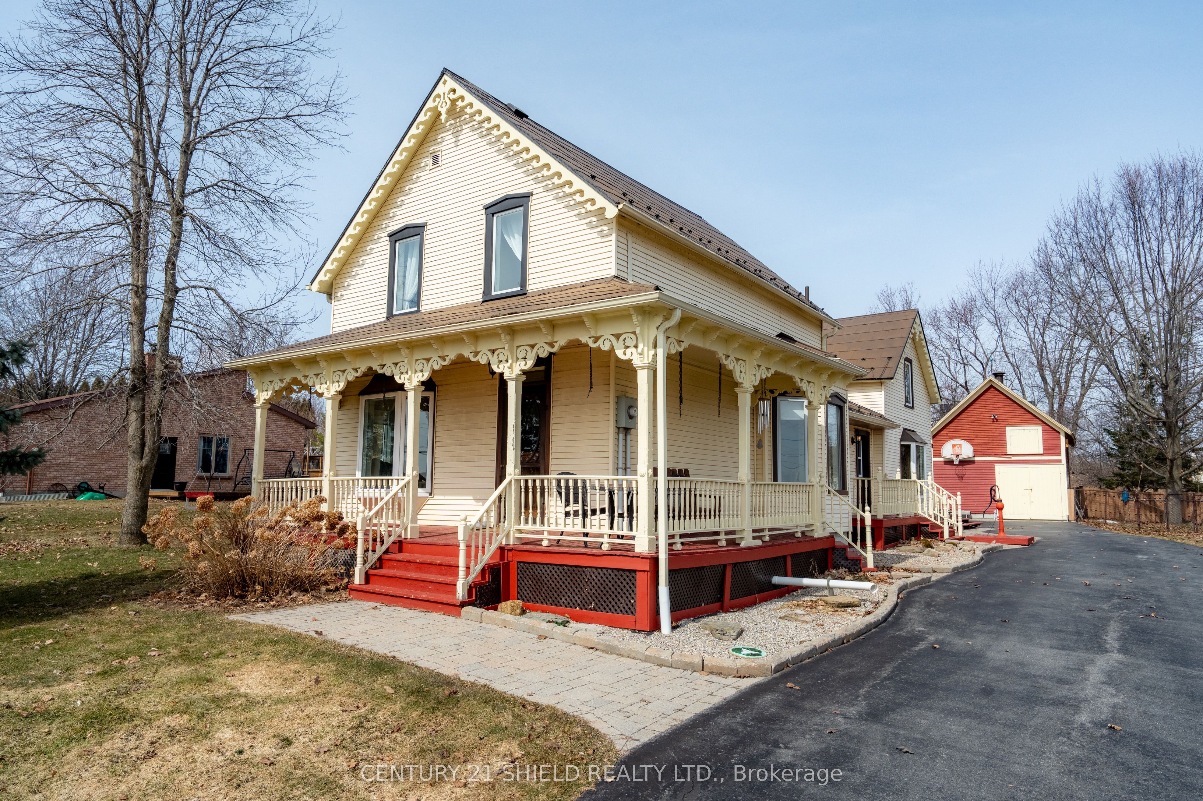 19143 County Rd 2, South Glengarry, ON K6H 5R5