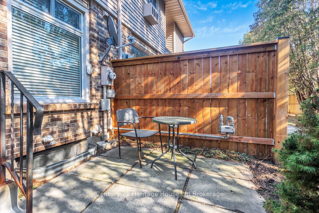 1 Lamers Court 18, Tillsonburg, ON N4G 4T6 photo 3