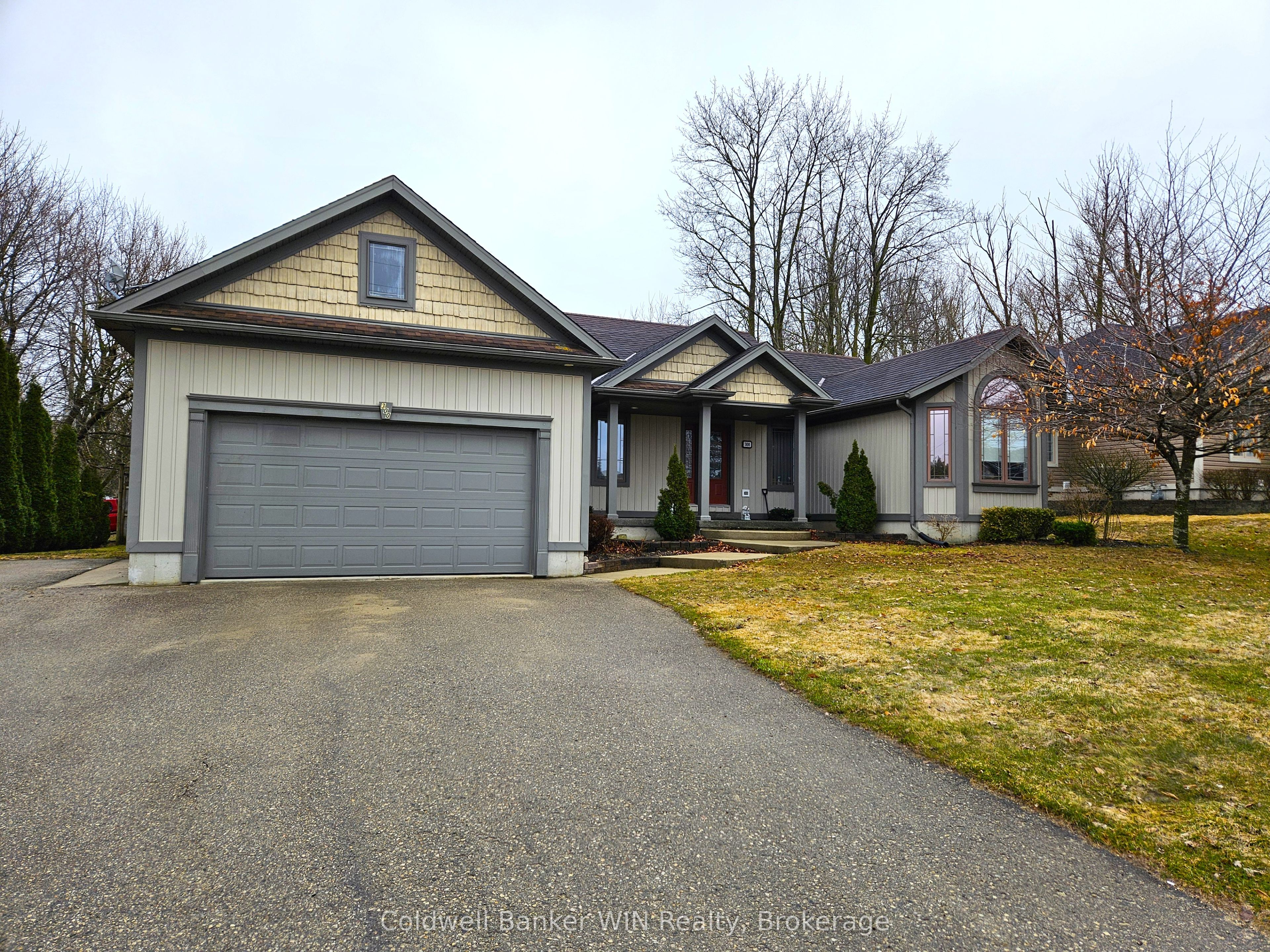 300 Durham Street W, Wellington North, ON N0G 2L1 photo 2