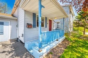 16 Royal Avenue, Hamilton, ON L8S 2C2 photo 2