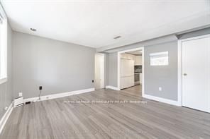 16 Royal Avenue, Hamilton, ON L8S 2C2 photo 3