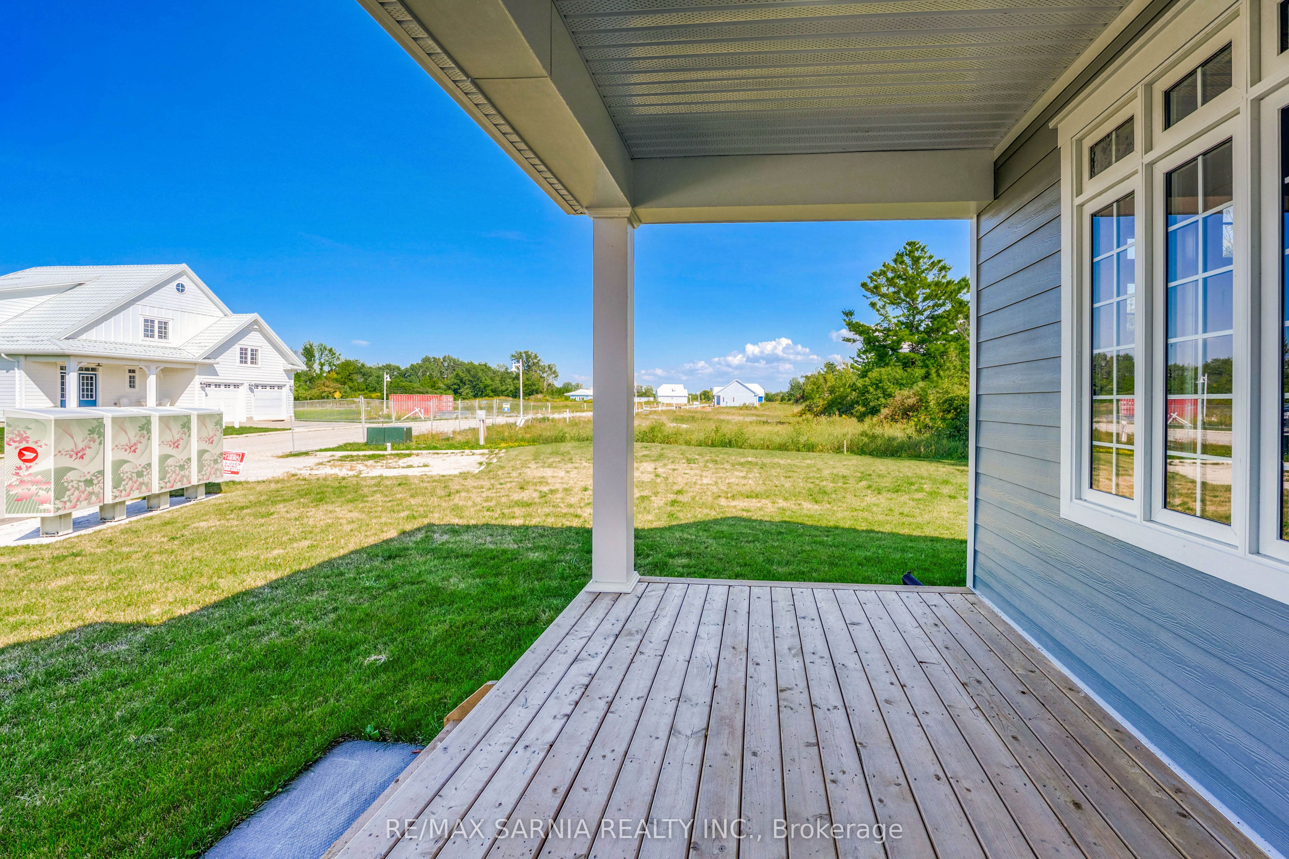 7596 THOMAS Street, Plympton-Wyoming, ON N0N 1J0 photo 4