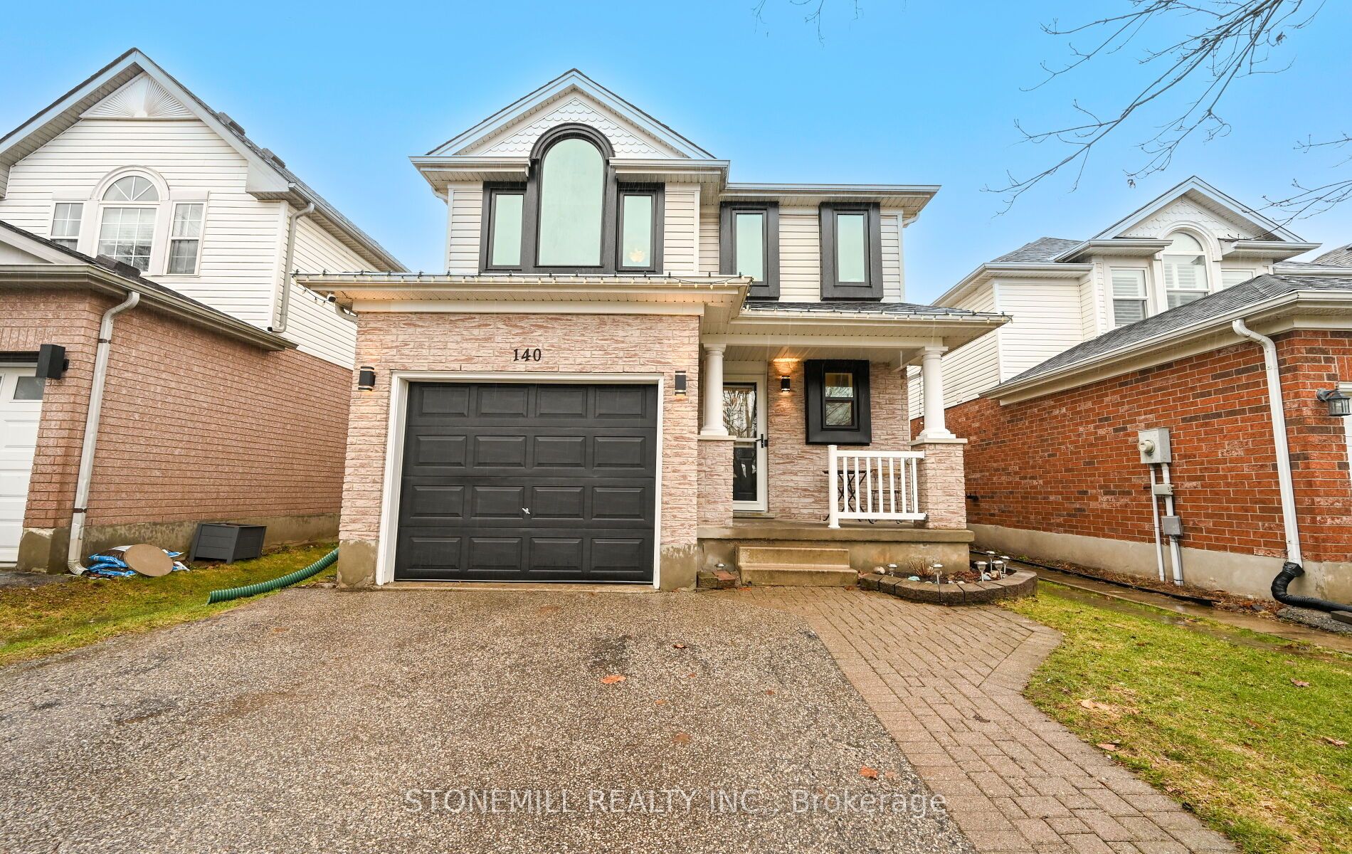 140 Mcmeeken Drive, Cambridge, ON N3C 4E7 photo 2