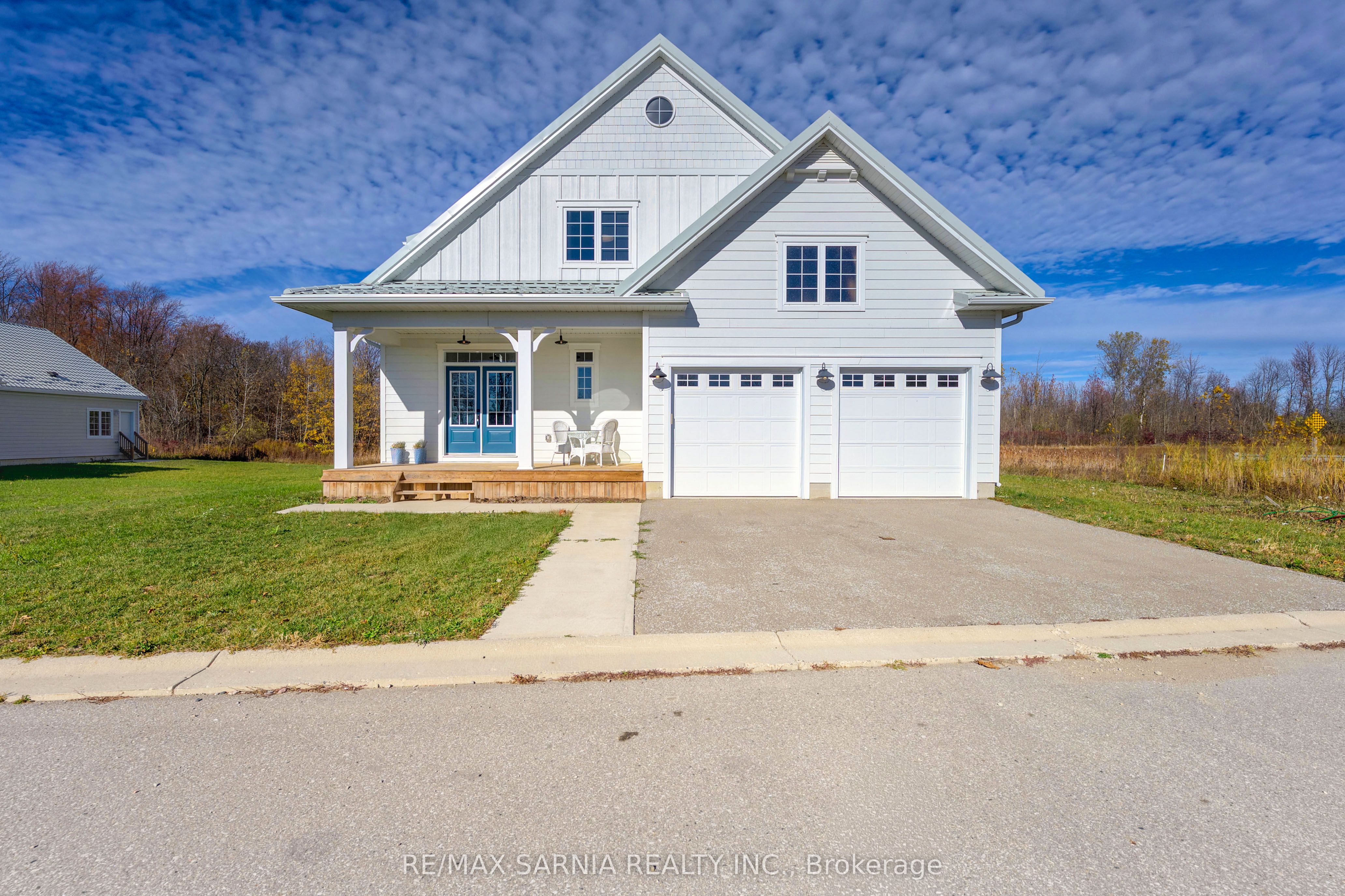 4140 BOARDWALK Avenue, Plympton-Wyoming, ON N0N 1J0