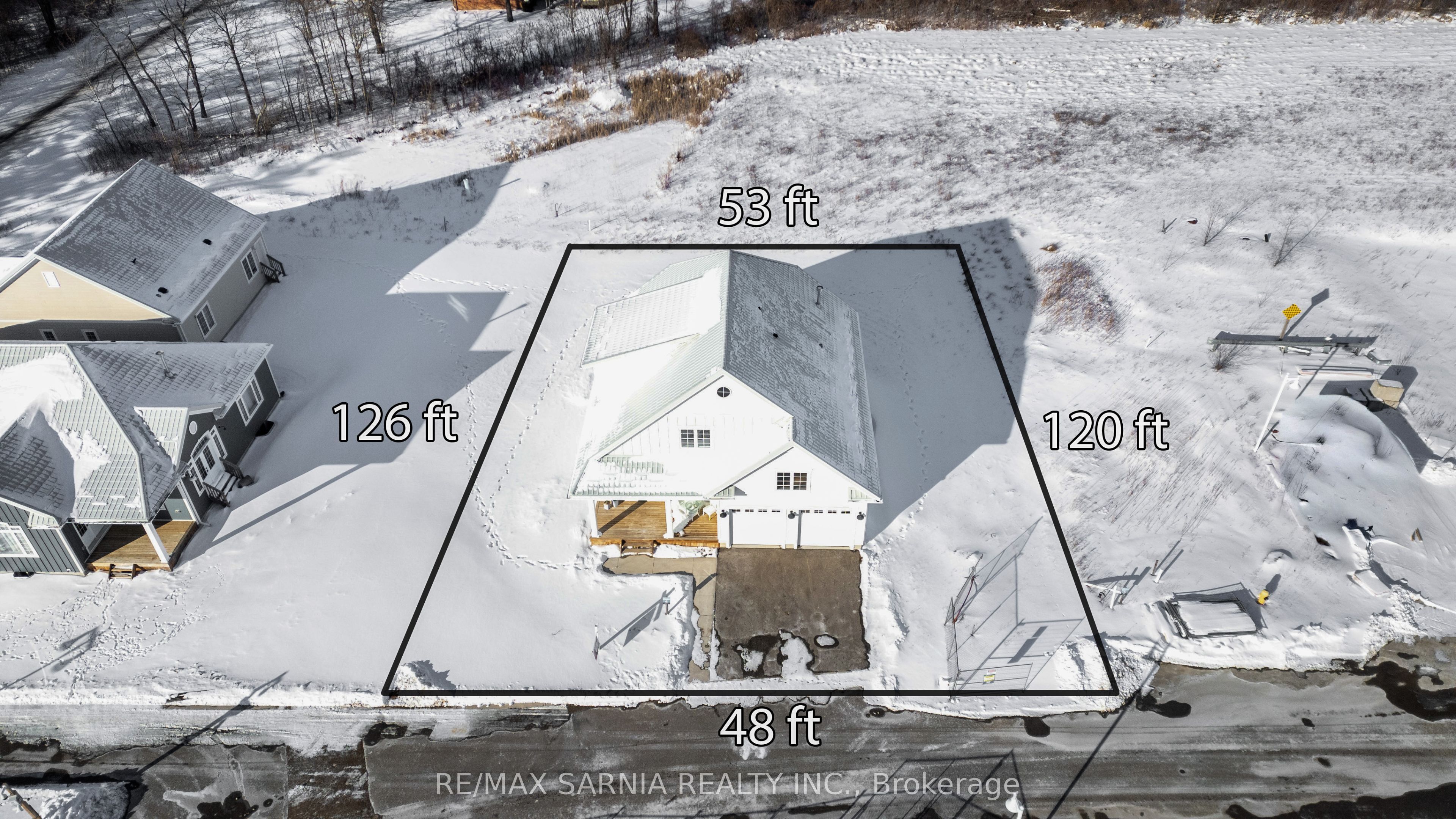 4140 BOARDWALK Avenue, Plympton-Wyoming, ON N0N 1J0 photo 3