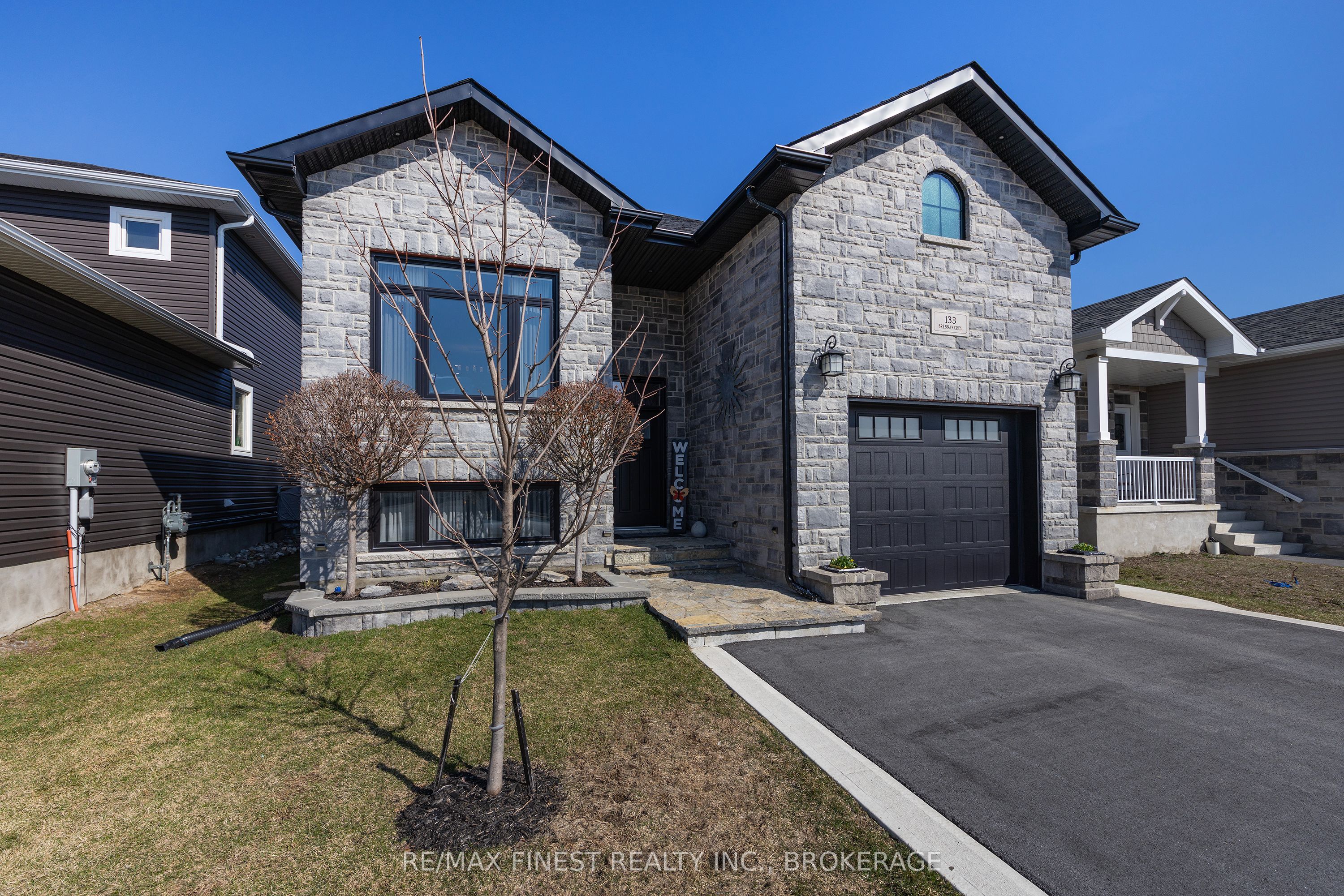 133 Brennan Crescent, Loyalist, ON K0H 2H0 photo 3
