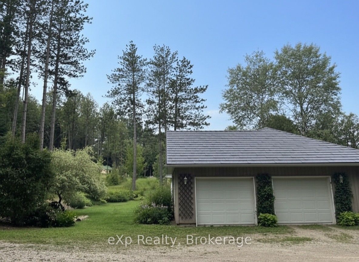 303709 South Line, West Grey, ON N0C 1K0 photo 5