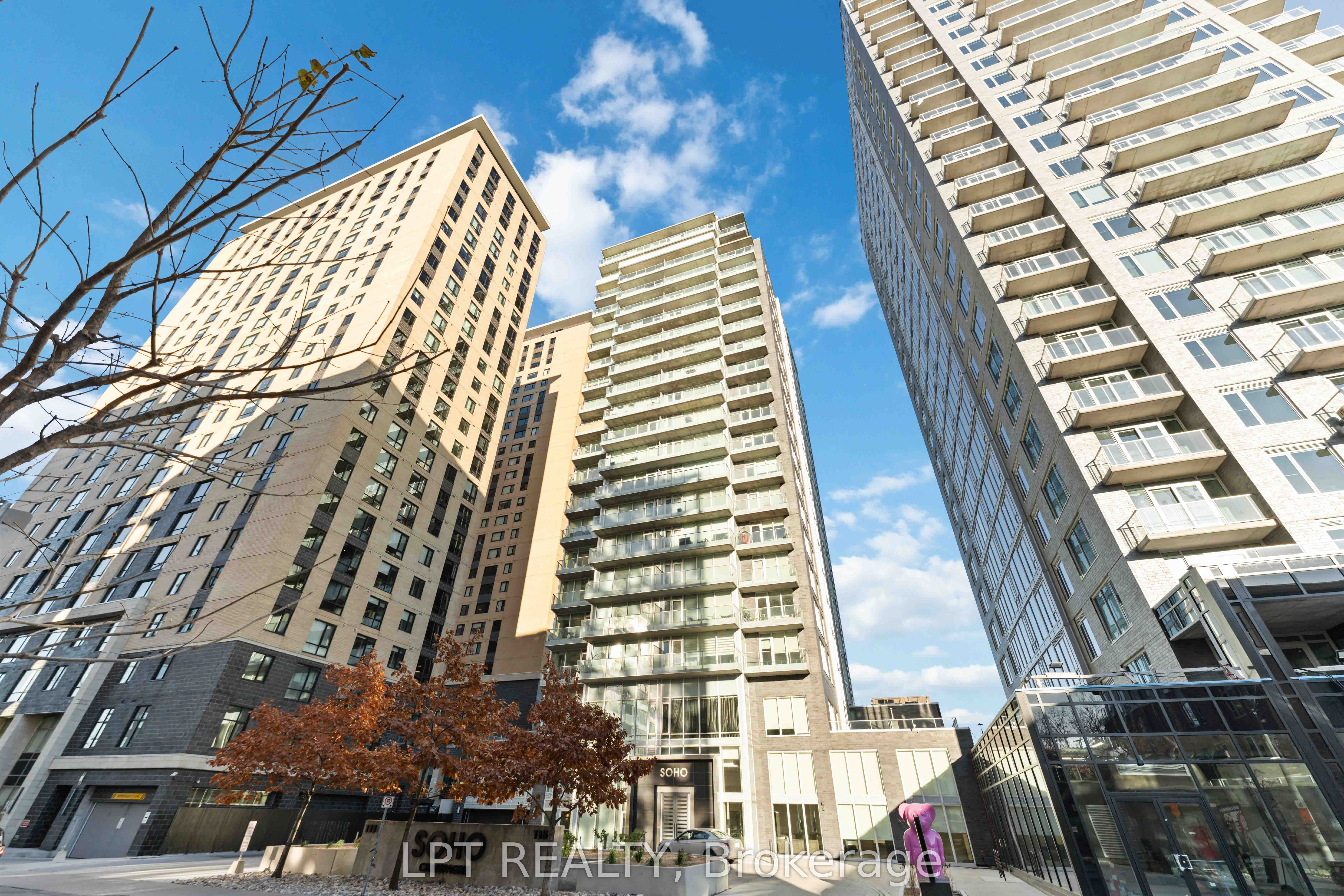 111 Champagne Avenue S 307, Dows Lake - Civic Hospital and Area, ON K1S 5V3 photo 2