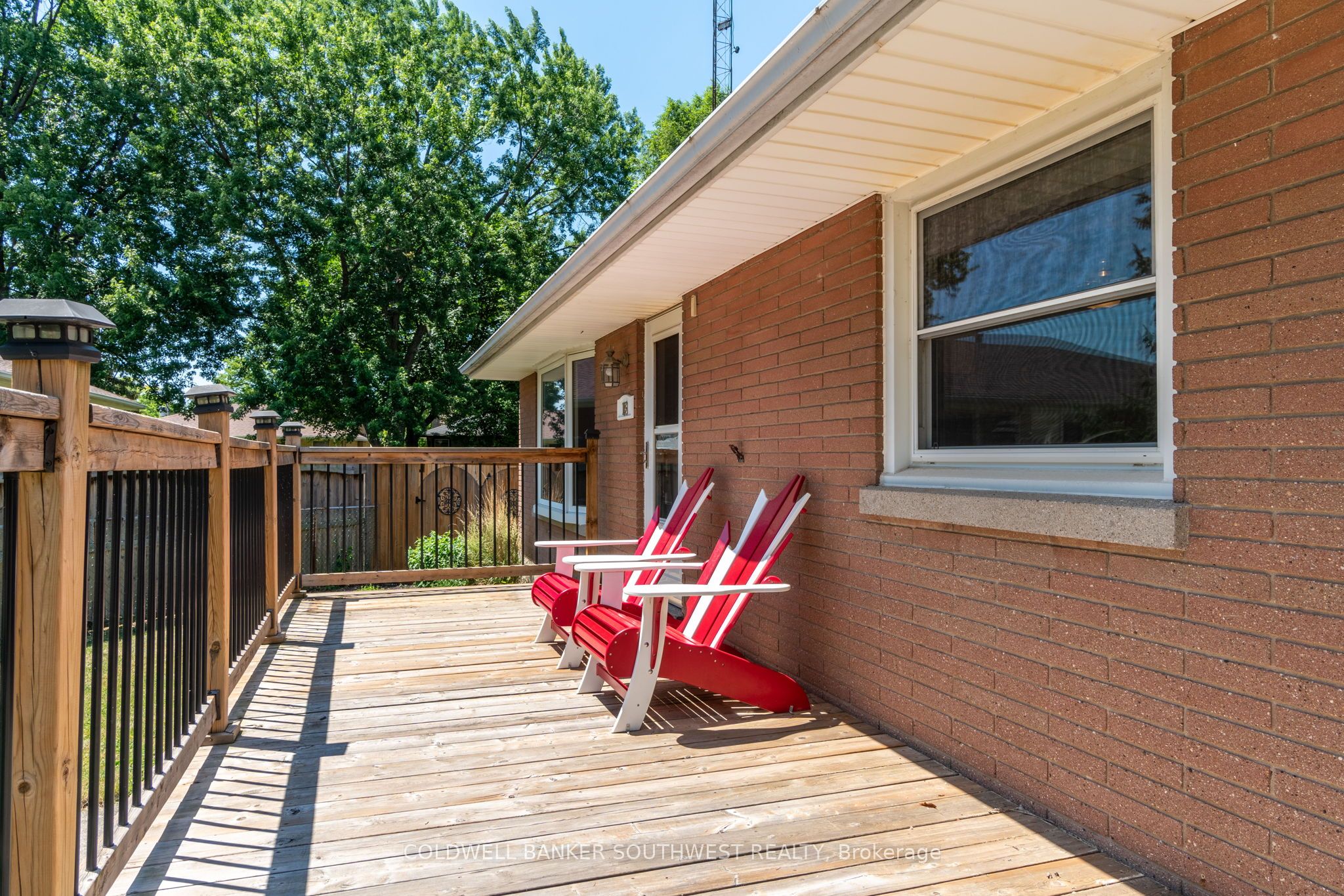 18 Tweedsmuir Avenue, Sarnia, ON N7S 2R8 photo 4