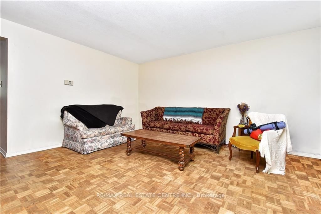 960 Meadowlands Drive, Mooneys Bay - Carleton Heights and Area, ON K2C 0K3 photo 4