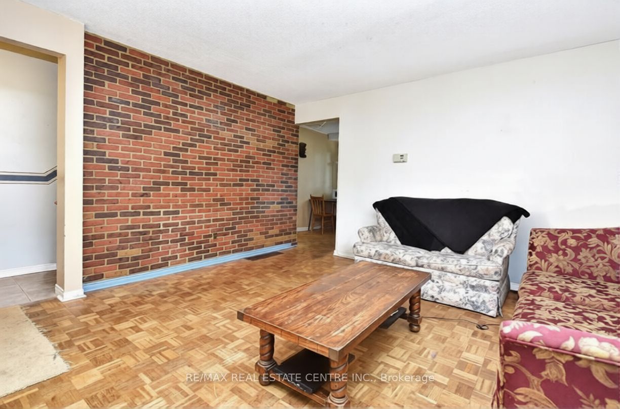 960 Meadowlands Drive, Mooneys Bay - Carleton Heights and Area, ON K2C 0K3 photo 5