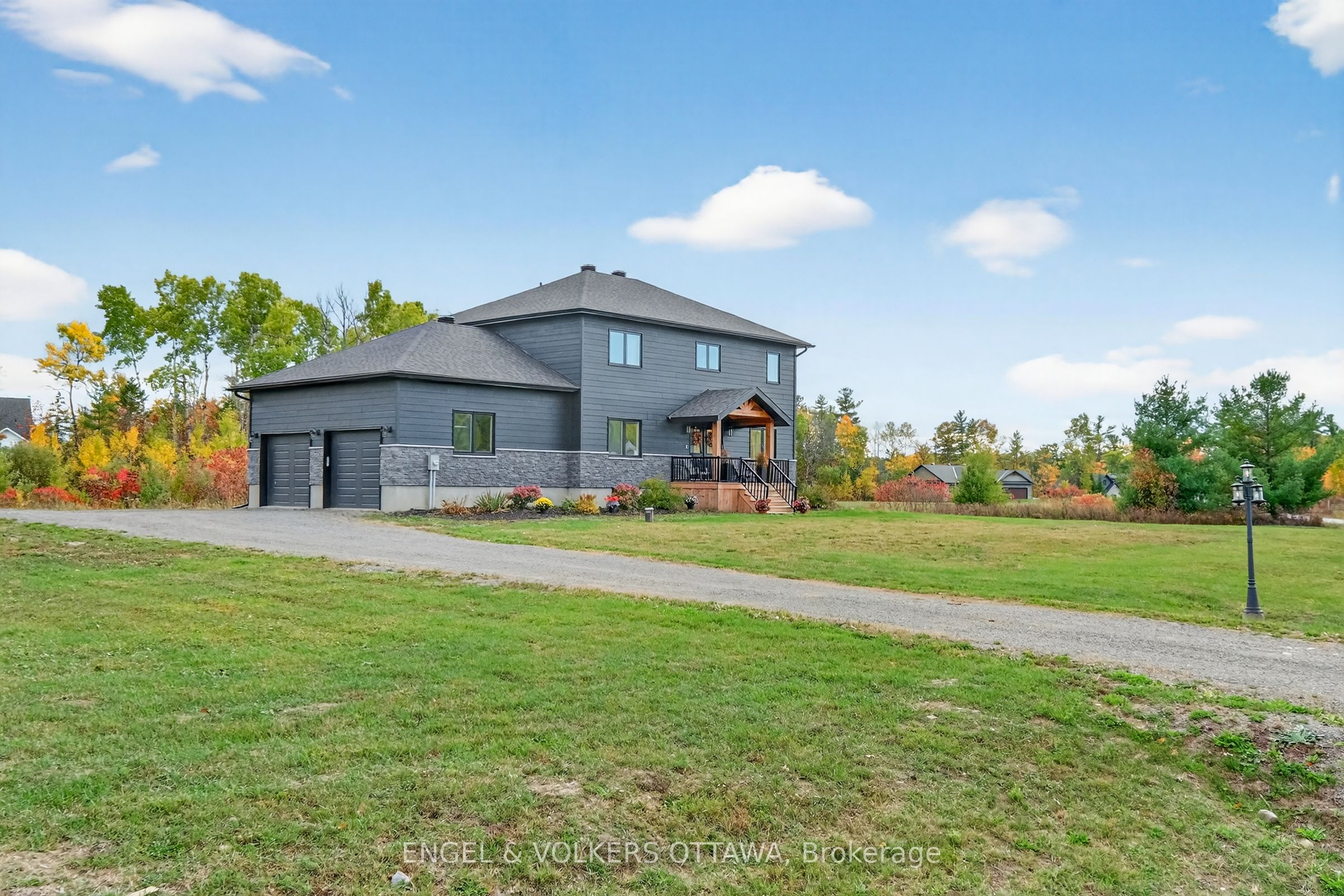 57 Paul A. Bertrand Drive, McNab/Braeside, ON K7S 3G8 photo 2
