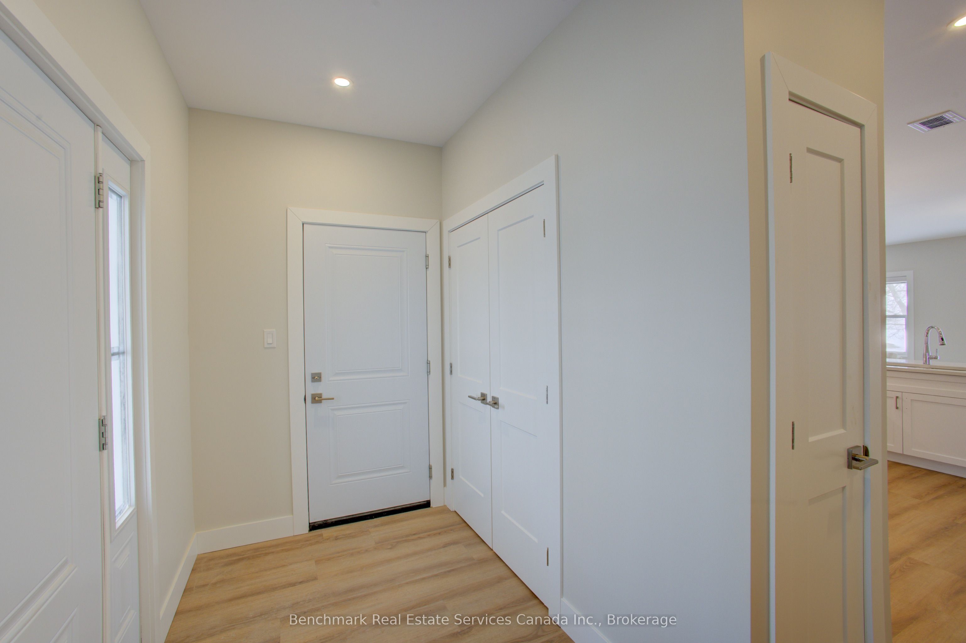 1182 Queen Street 38, Kincardine, ON N2Z 0J2 photo 2