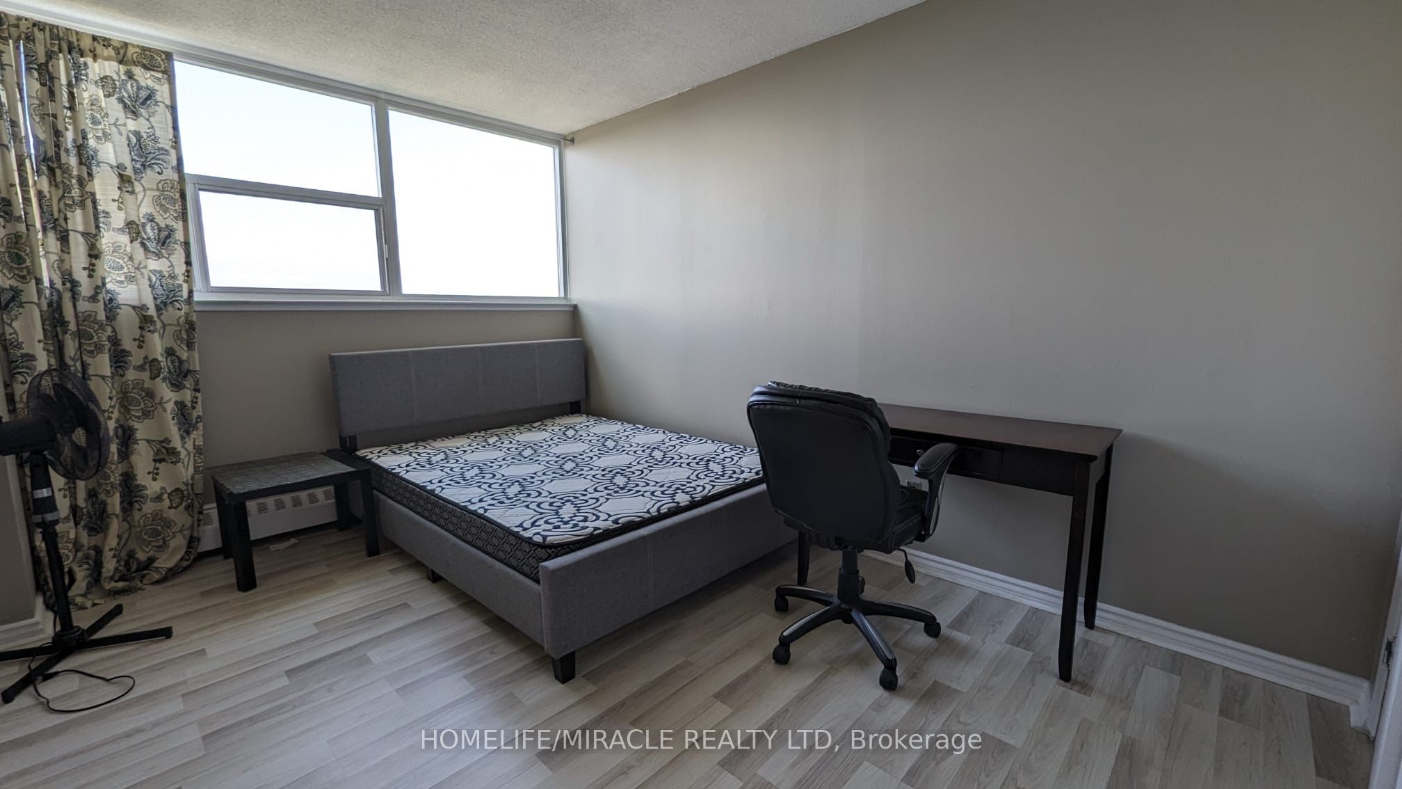 215 Glenridge Avenue 907, St. Catharines, ON L2T 3J7 photo 5