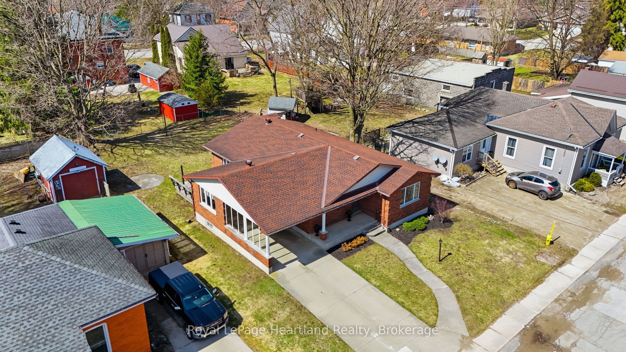 350 Edward Street, North Huron, ON N0G 2W0 photo 3