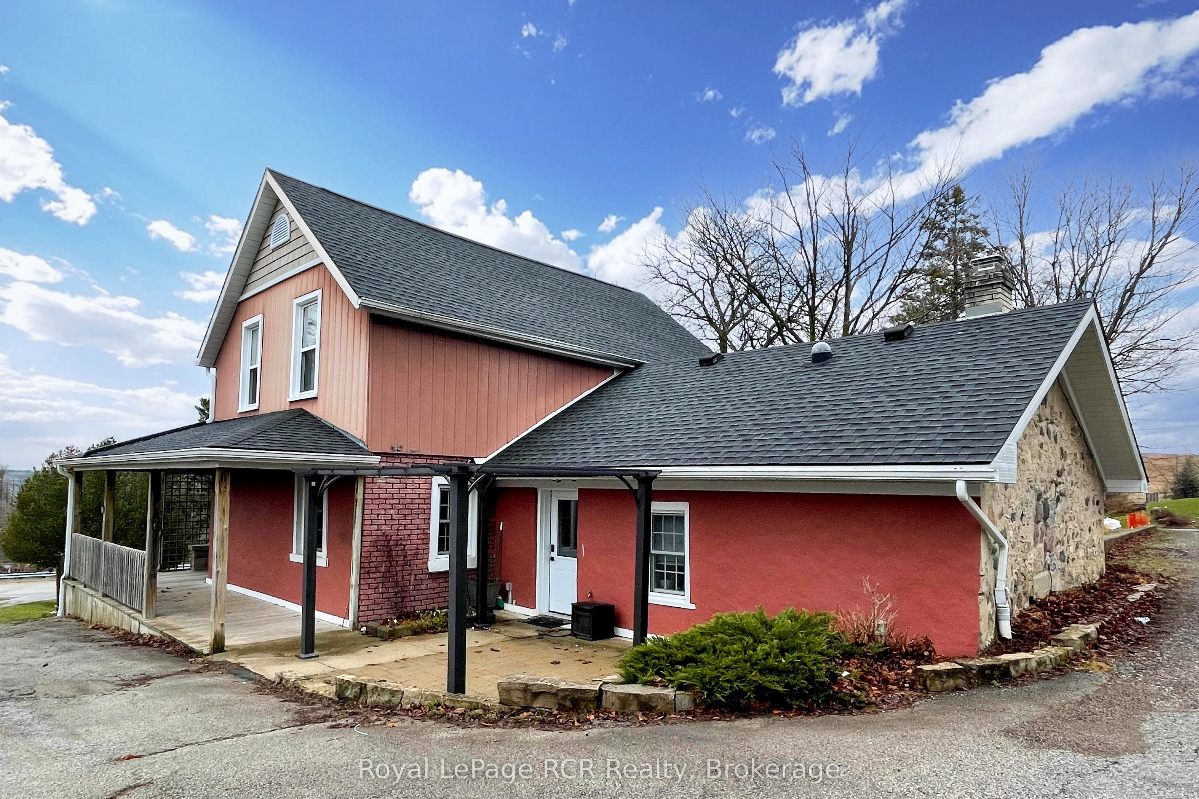10 Walker Street, Brockton, ON N0G 2V0 photo 2