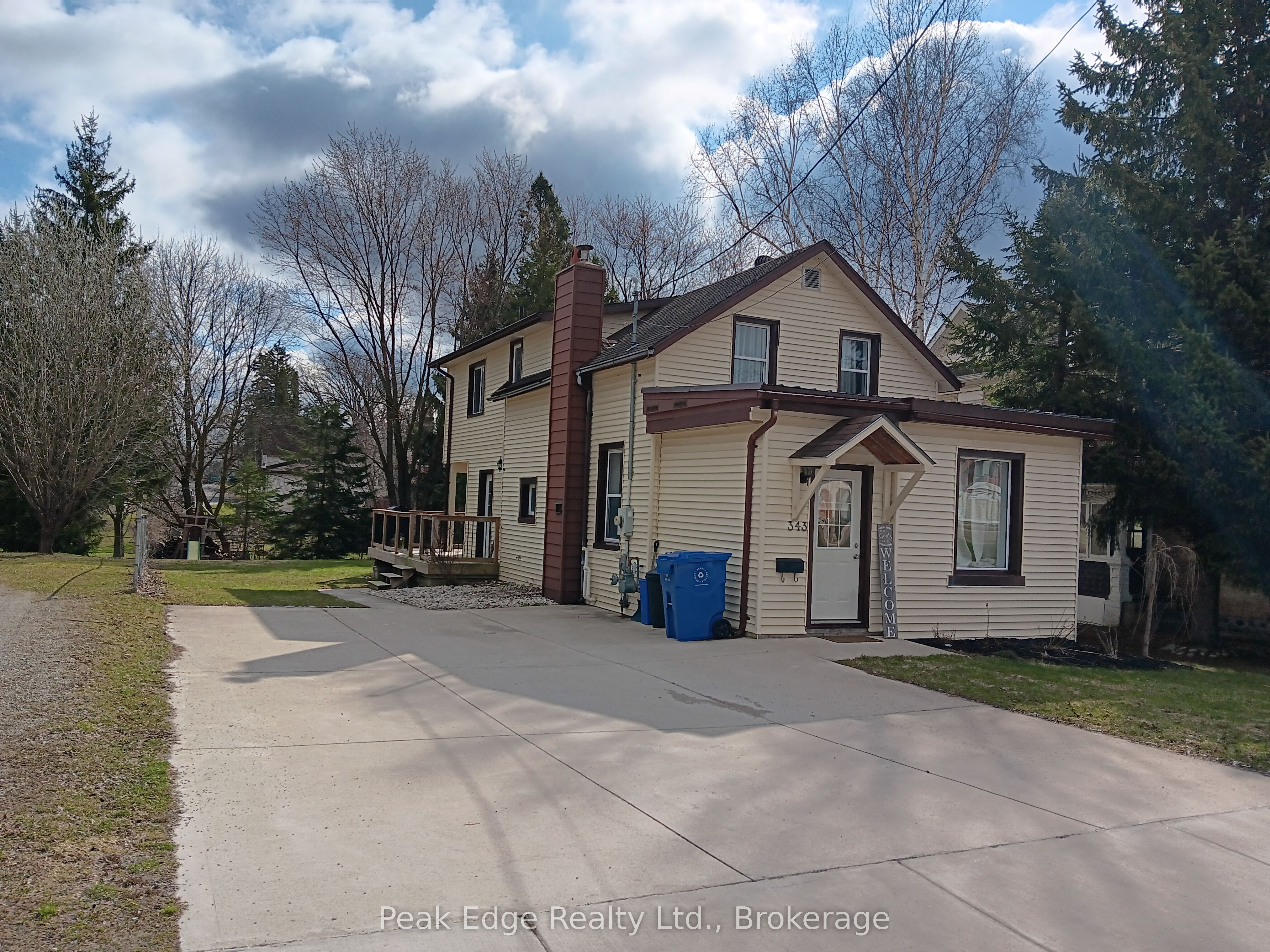 343 10th Avenue, Hanover, ON N4N 2N4 photo 2