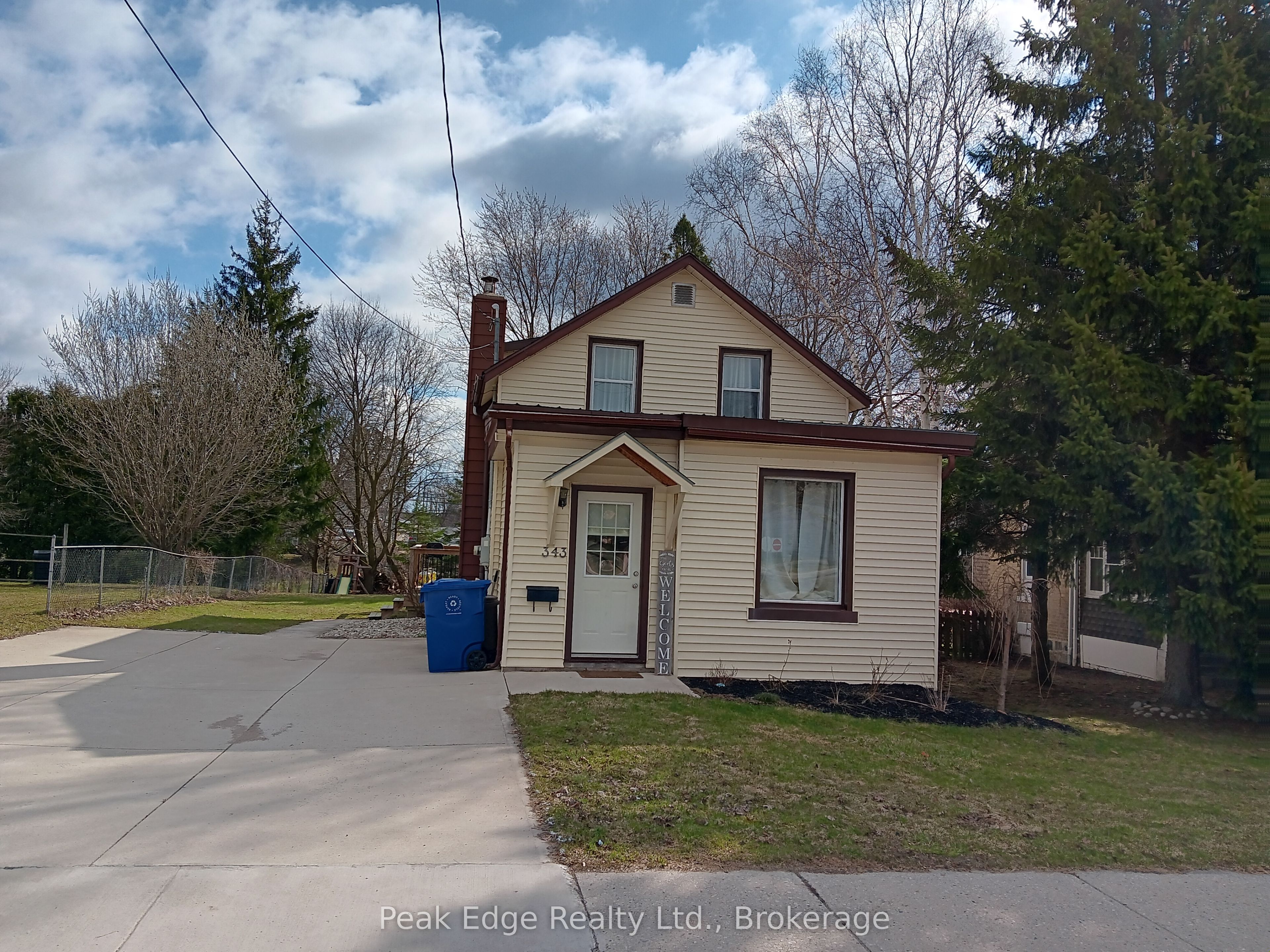 343 10th Avenue, Hanover, ON N4N 2N4 photo 3