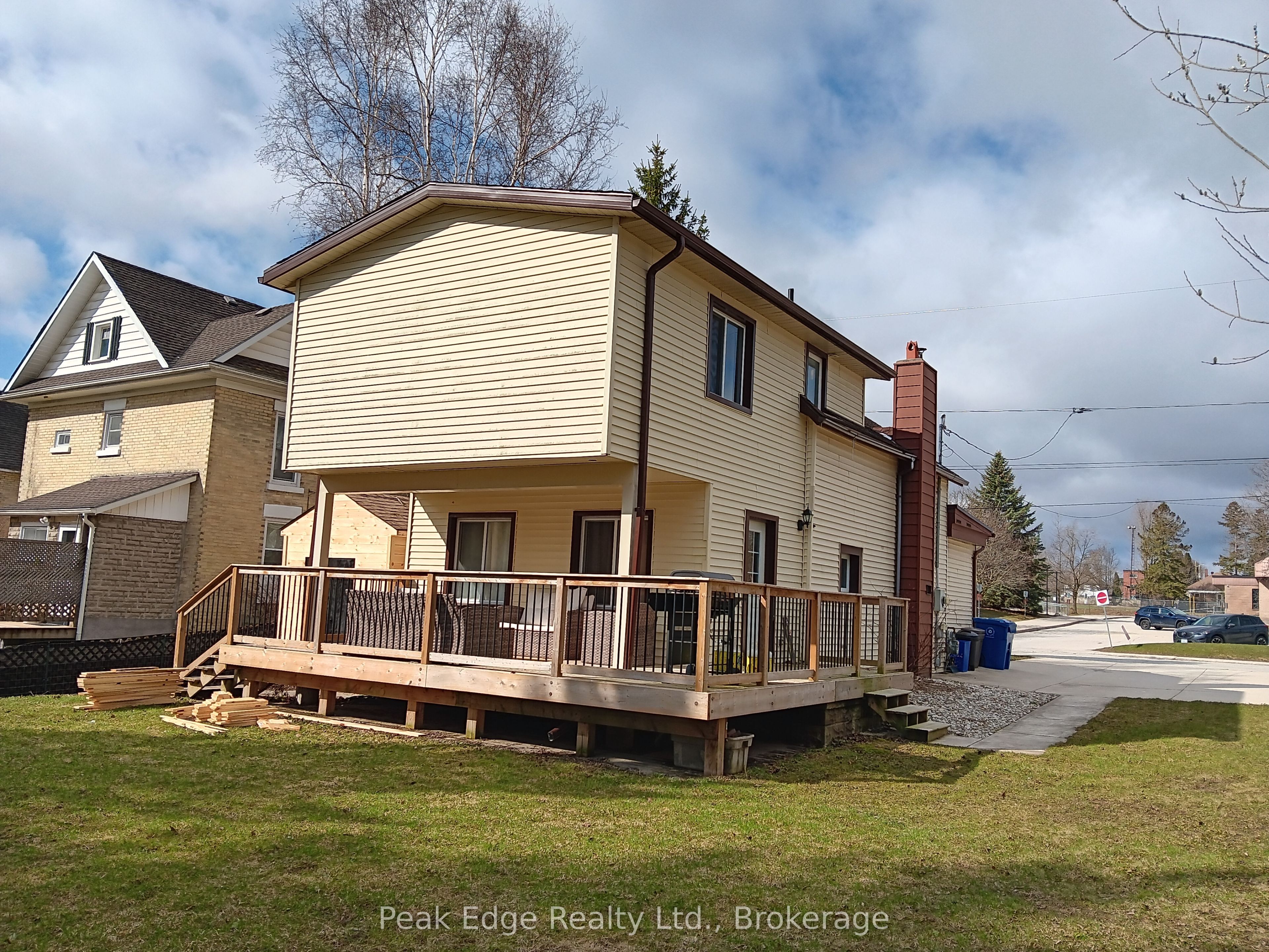 343 10th Avenue, Hanover, ON N4N 2N4 photo 5