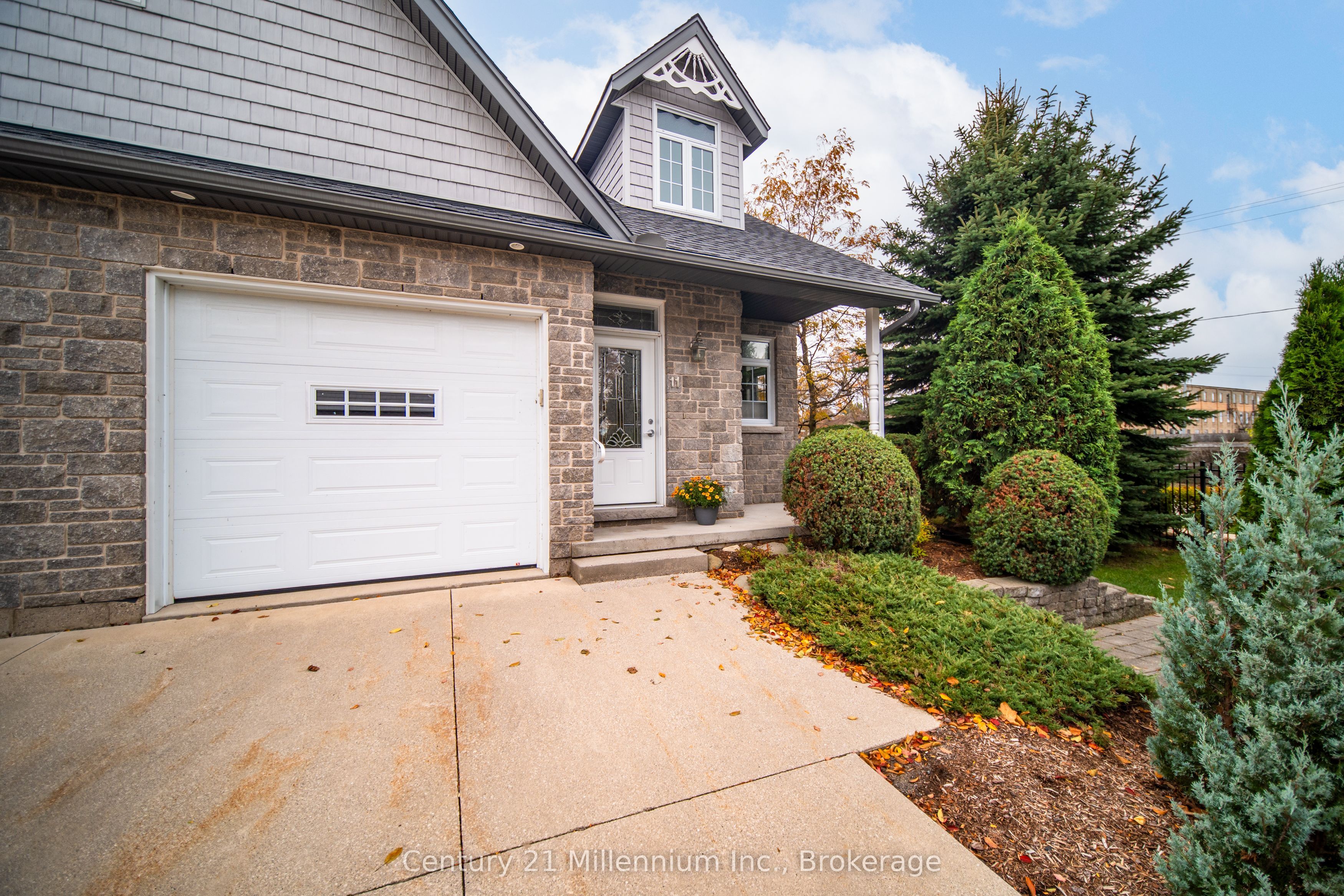 190 Morpeth Street 11, Saugeen Shores, ON N0H 2L0