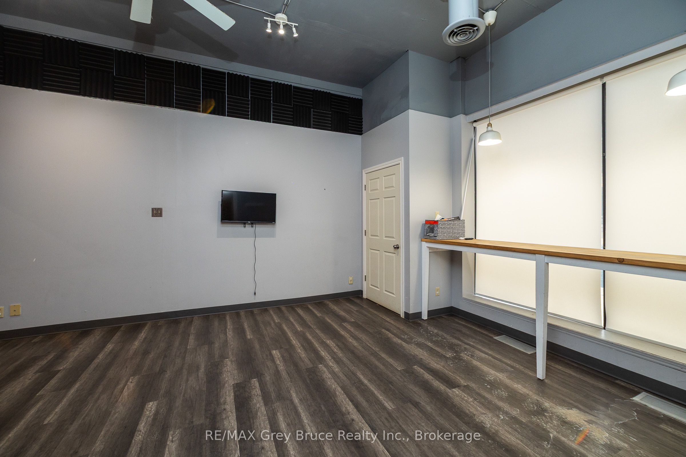 827 2nd Avenue E, Owen Sound, ON N4K 2H2 photo 5