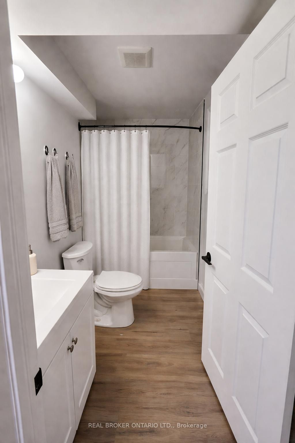 30 Stirton Street 2, Hamilton, ON L8L 6E8 photo 3