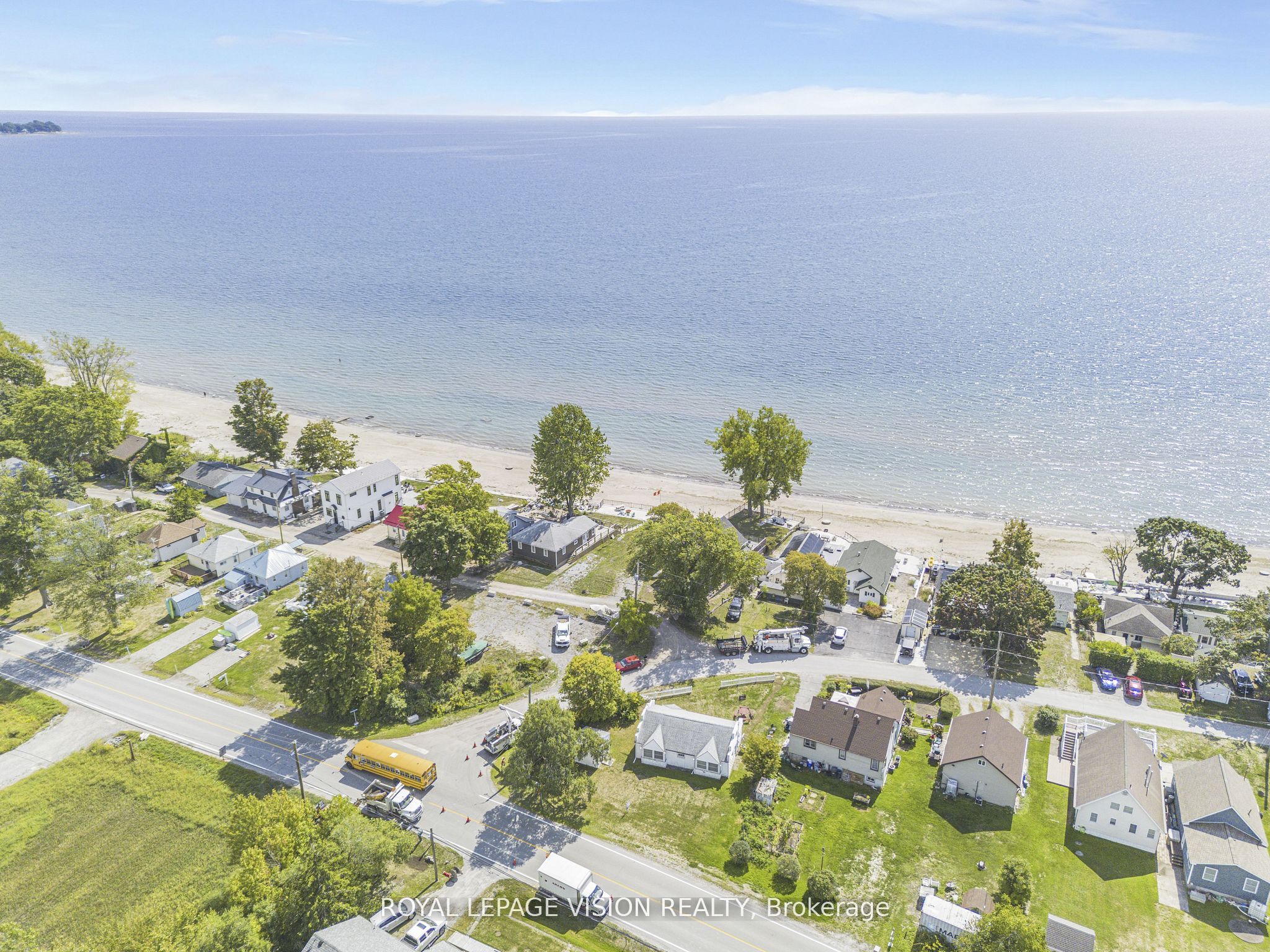 12874 Old Lakeshore Road, Wainfleet, ON L0S 1V0 photo 2