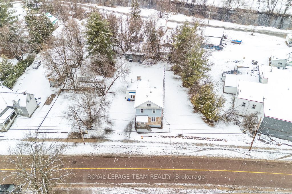 190 Queen Street, Killaloe, Hagarty and Richards, ON K8A 2A0 photo 3