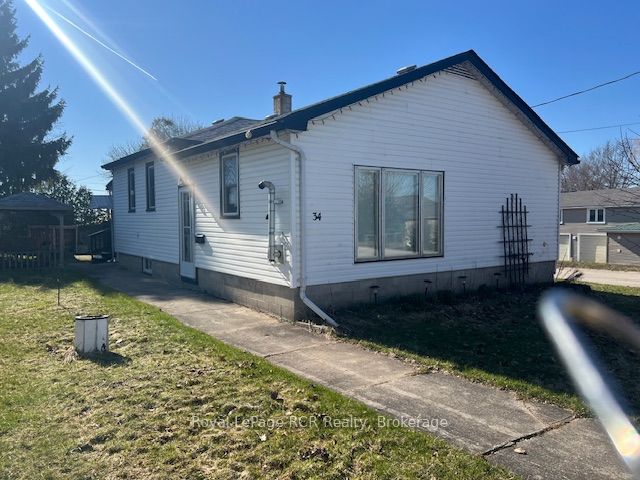 34 George Street N, West Grey, ON N0G 1S0