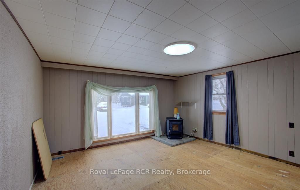 34 George Street N, West Grey, ON N0G 1S0 photo 4