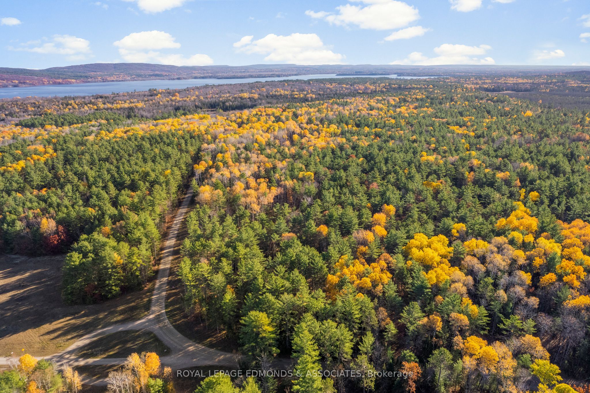 100 Nangor Trail, Whitewater Region, ON K0J 2L0 photo 2