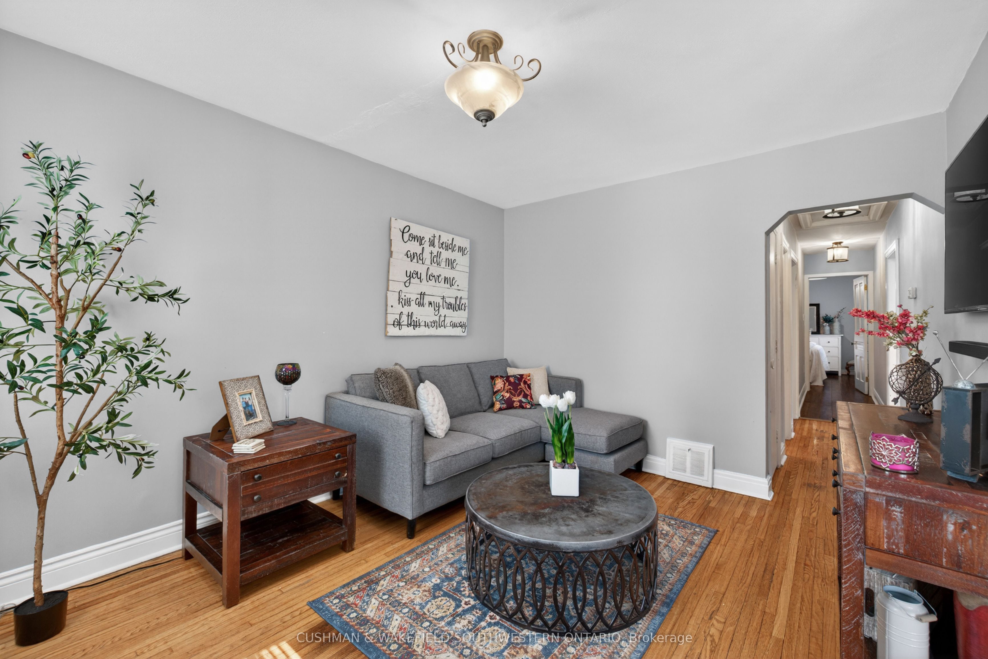 56 Thomas Janes Drive, London South, ON N6C 2G9 photo 3
