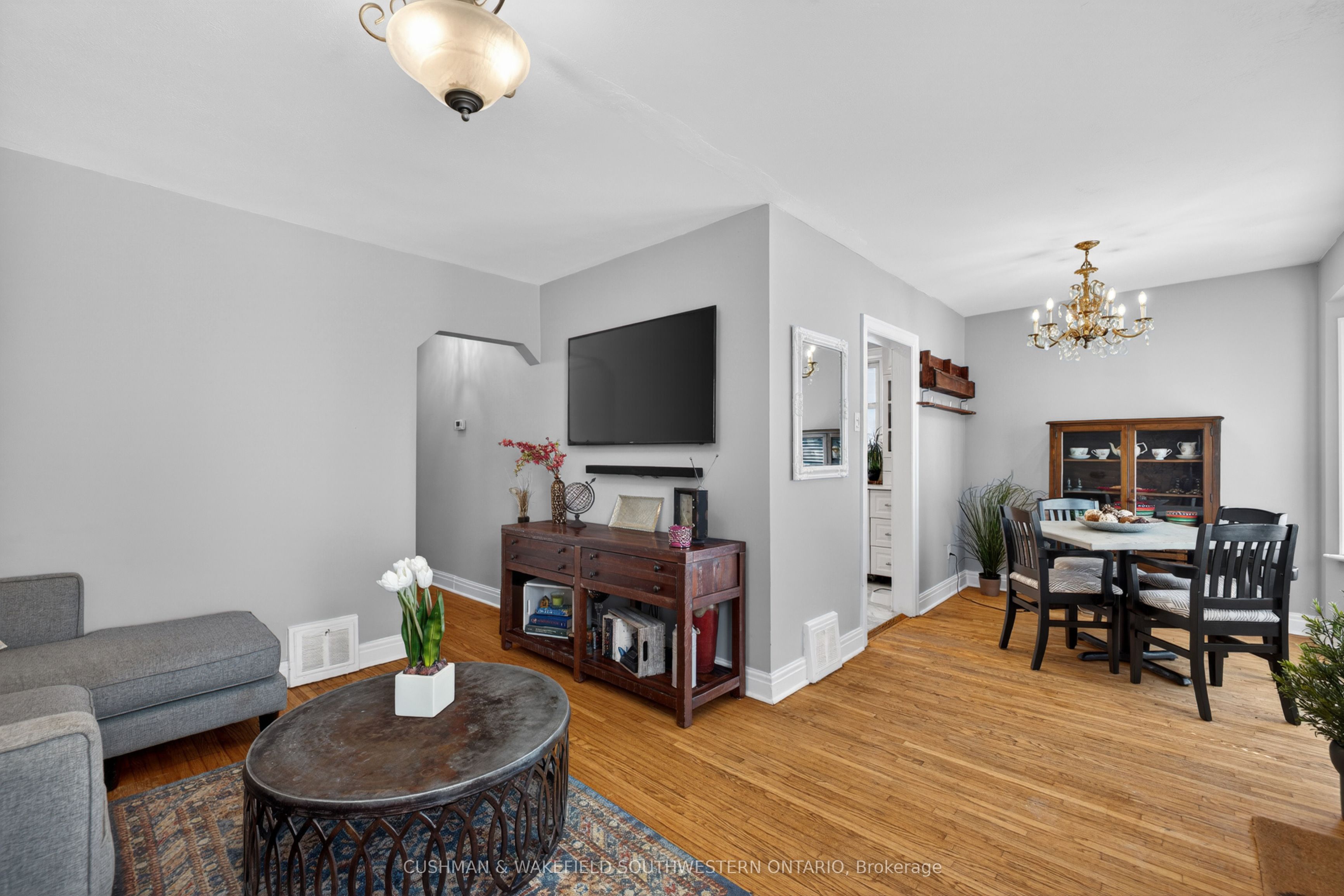 56 Thomas Janes Drive, London South, ON N6C 2G9 photo 4