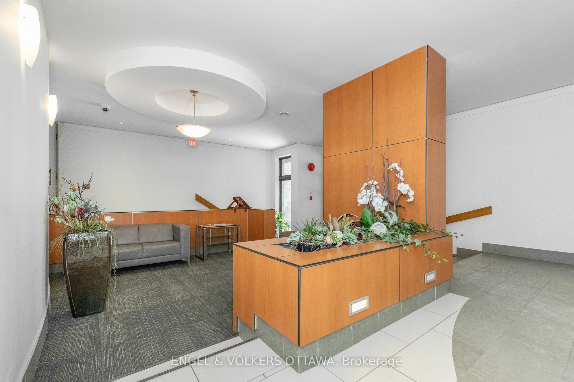 373 LAURIER Avenue E 906, Lower Town - Sandy Hill, ON K1N 8X6 photo 3