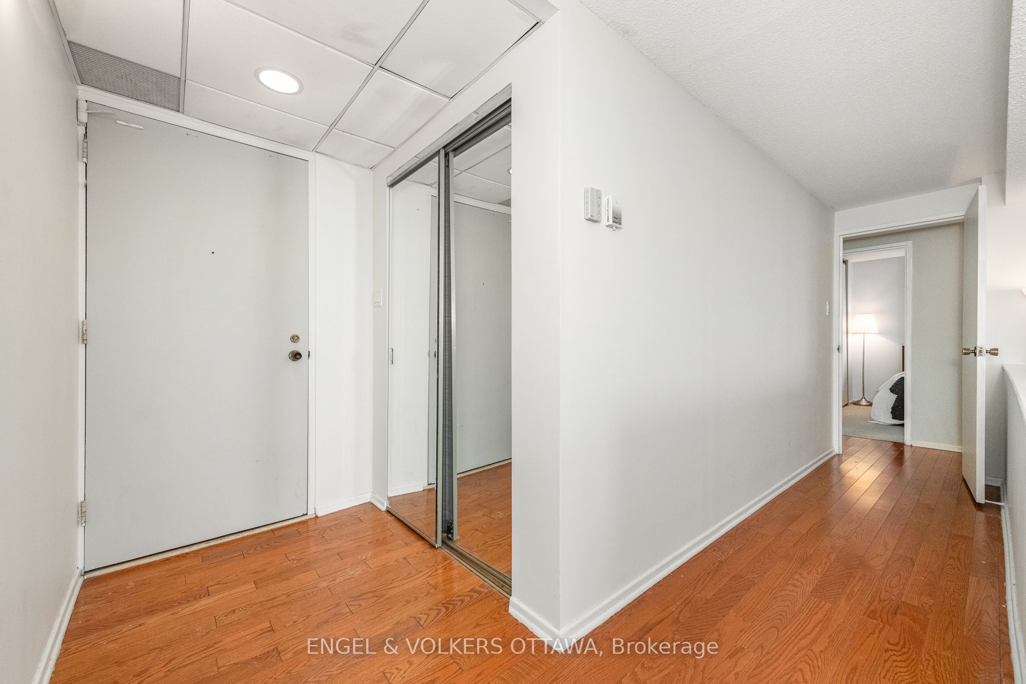 373 LAURIER Avenue E 906, Lower Town - Sandy Hill, ON K1N 8X6 photo 5