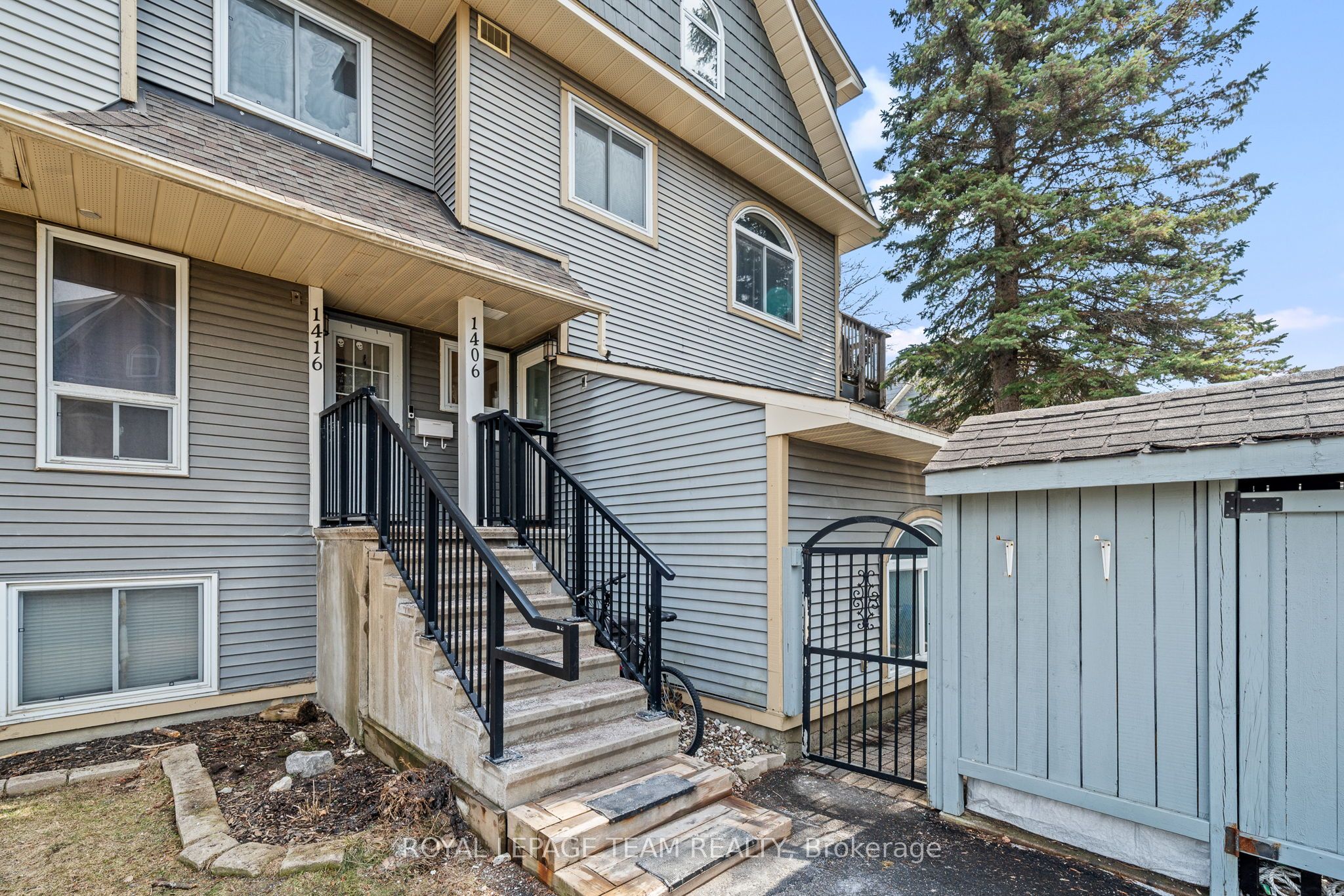 1406 Tanguay Court, Kanata, ON K2L 3X7 photo 2