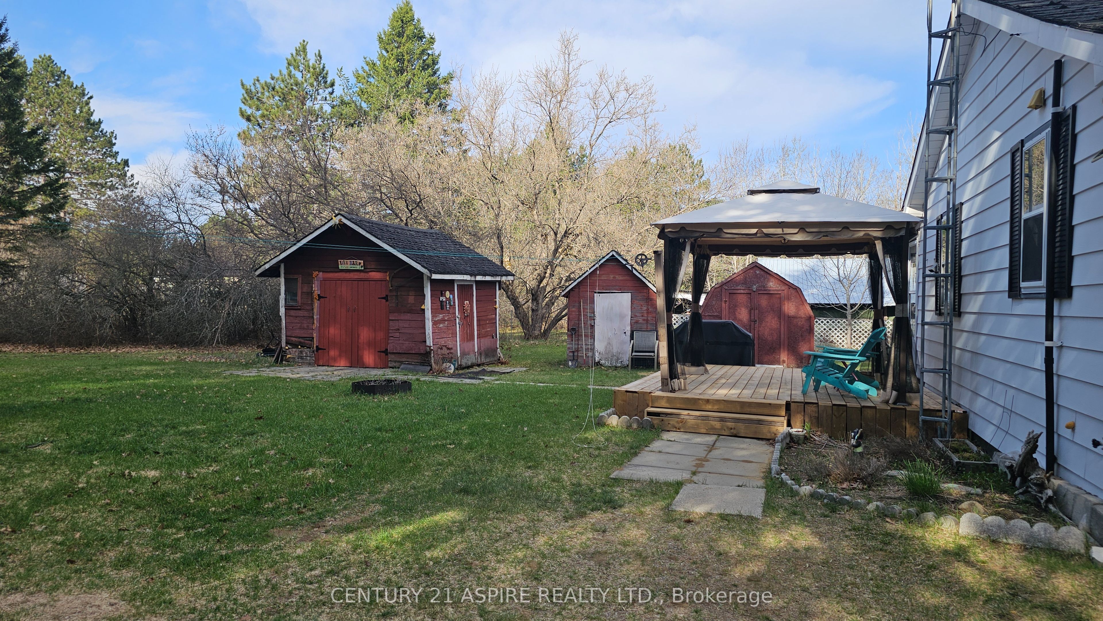 51 Major Lake Road, South Algonquin, ON K0J 2C0 photo 3