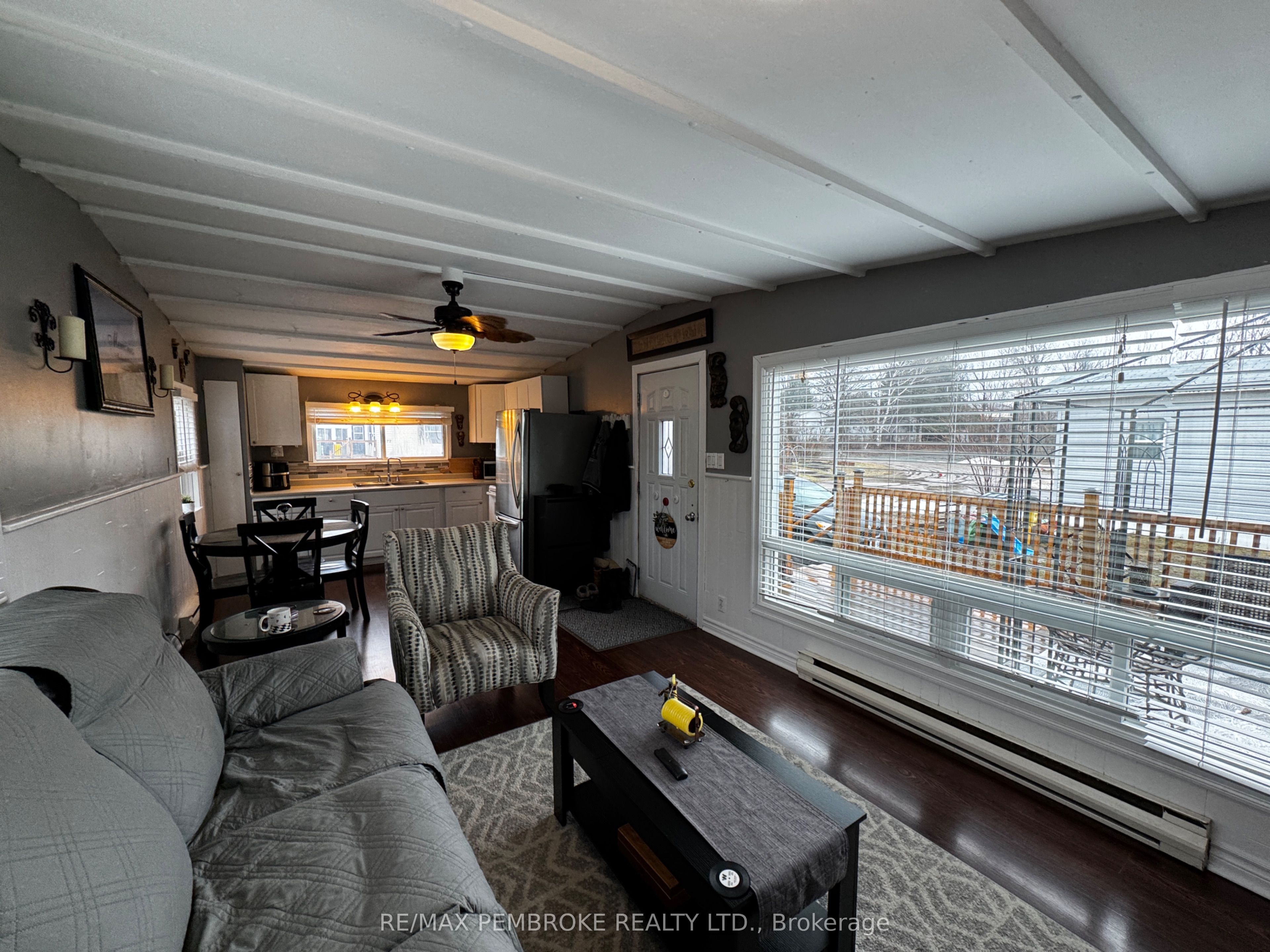 72 Pinehurst Estates, Petawawa, ON K8H 2H2 photo 5