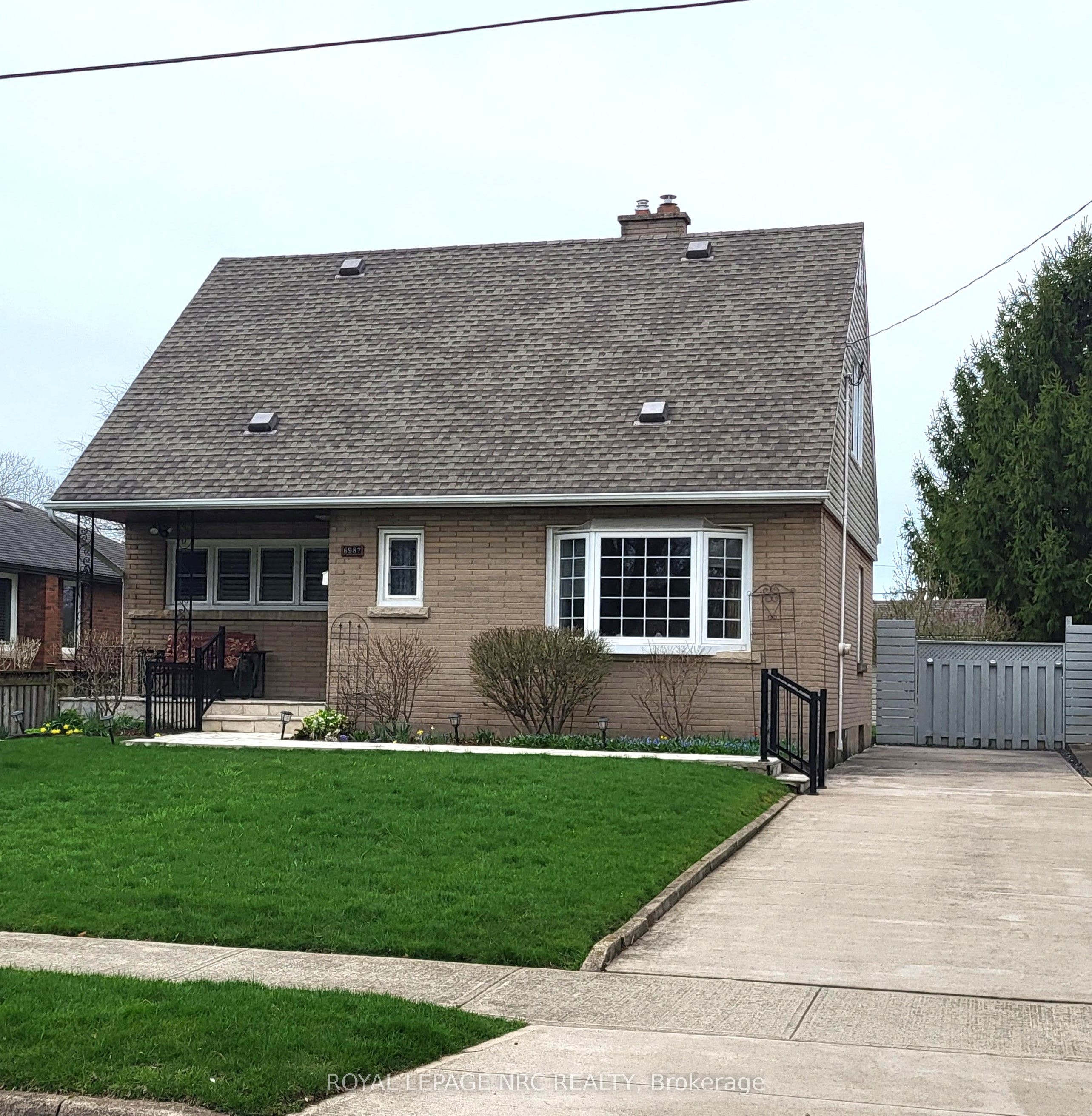 6987 Dell Avenue, Niagara Falls, ON L2G 4W1 photo 2