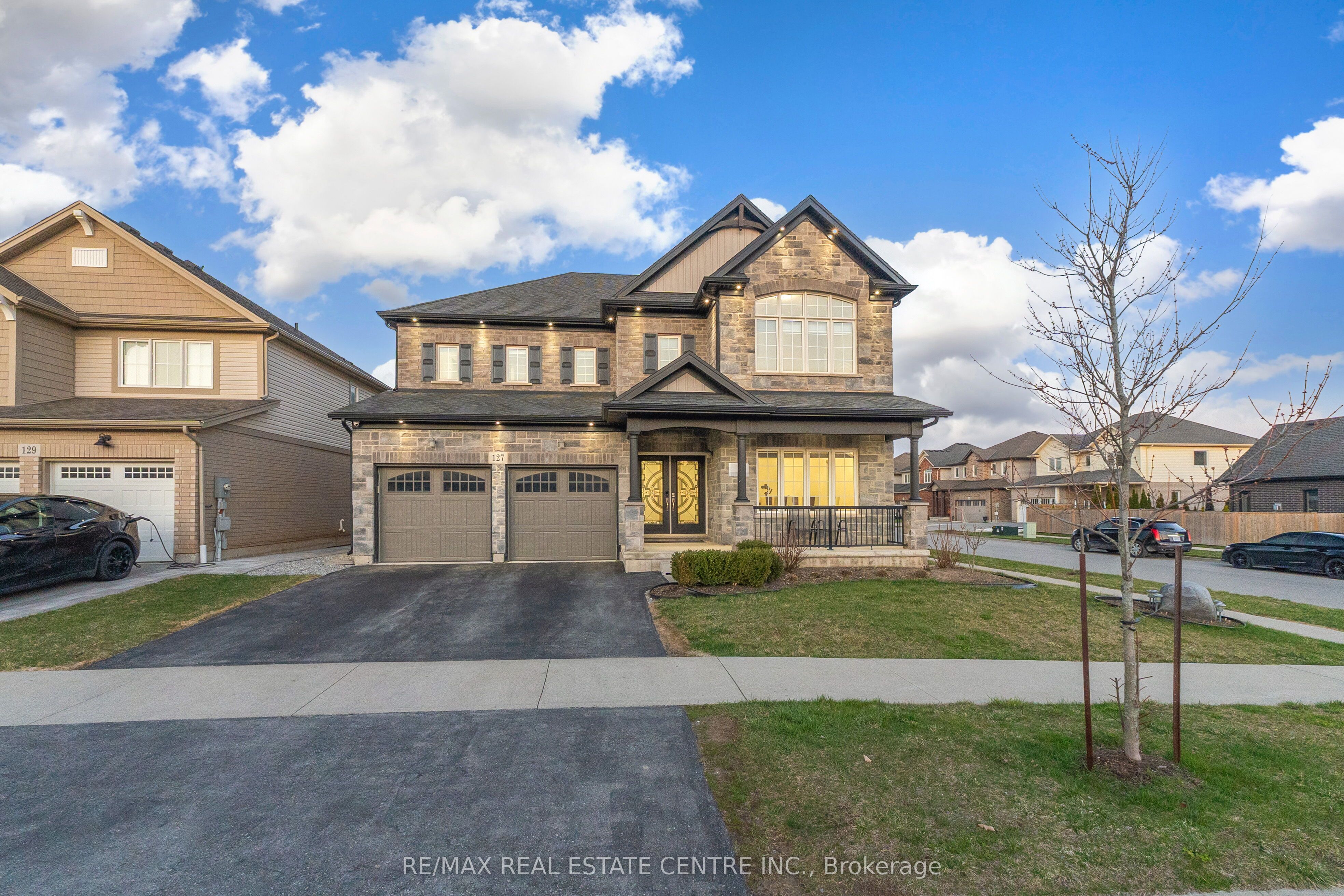 127 Lametti Drive, Pelham, ON L3E 0A2 photo 3