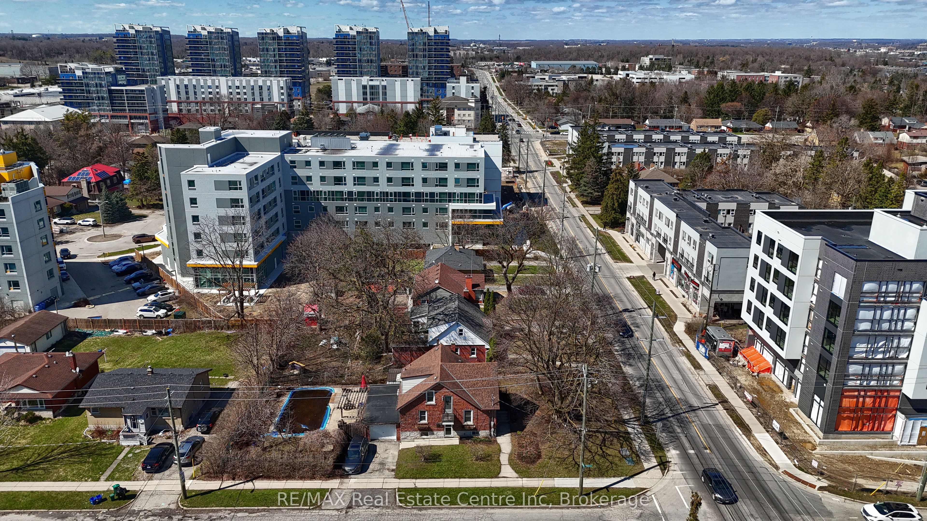 285 Albert Street W, Waterloo, ON N2L 3T9 photo 5