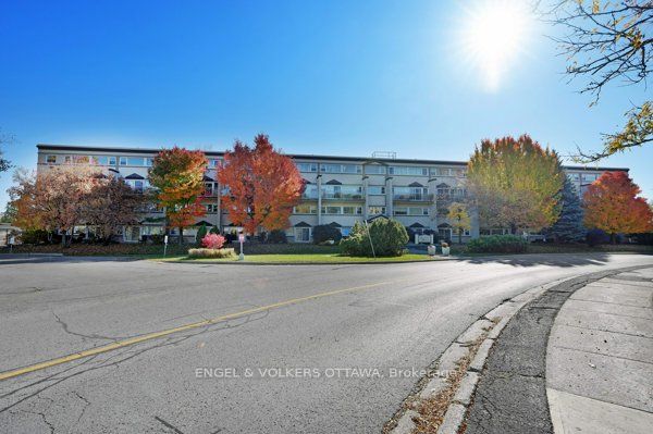 12 Corkstown Road 216, Crystal Bay - Rocky Point - Bayshore, ON K2H 5B3 photo 3