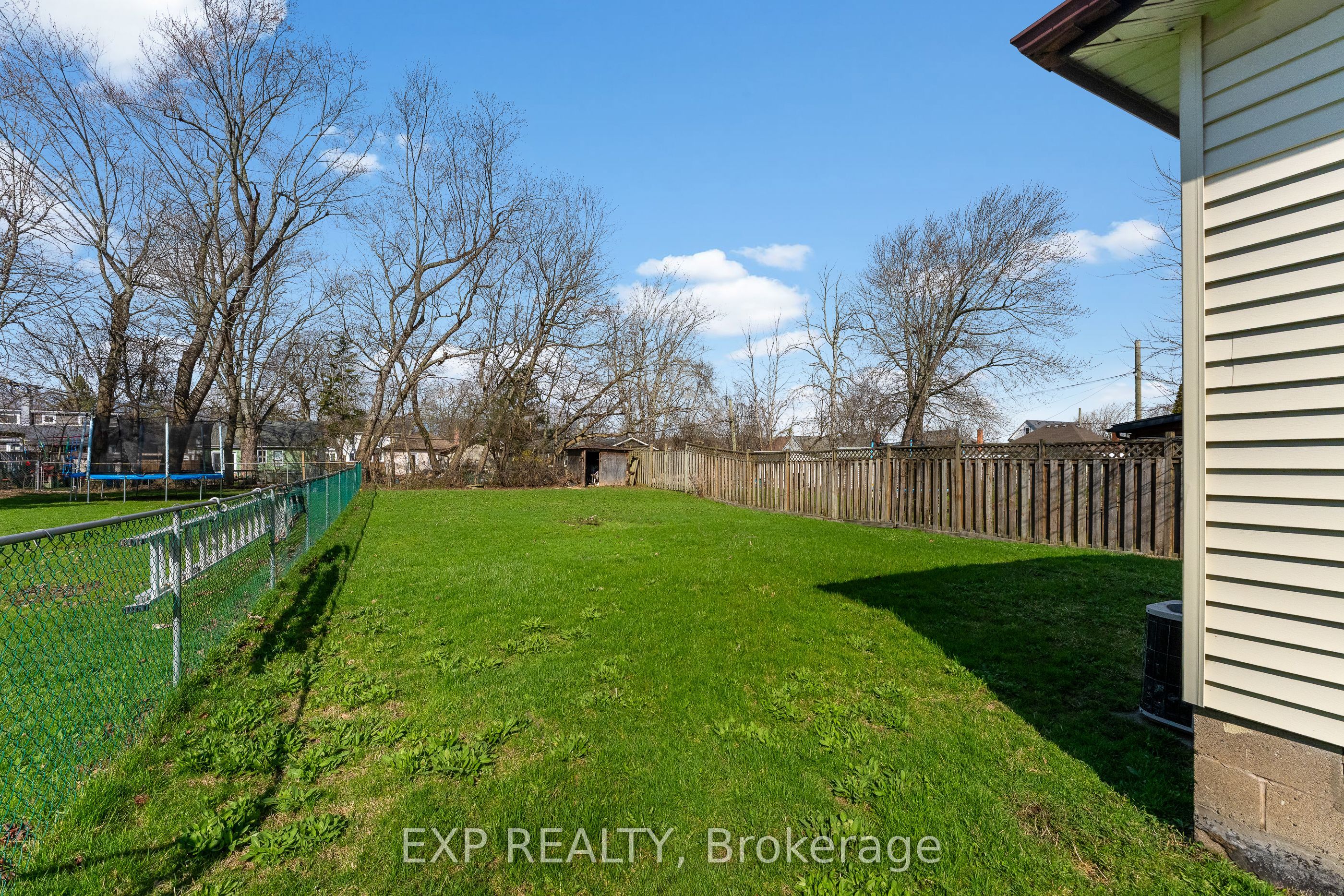 152 High Street, Fort Erie, ON L2A 3R1 photo 4