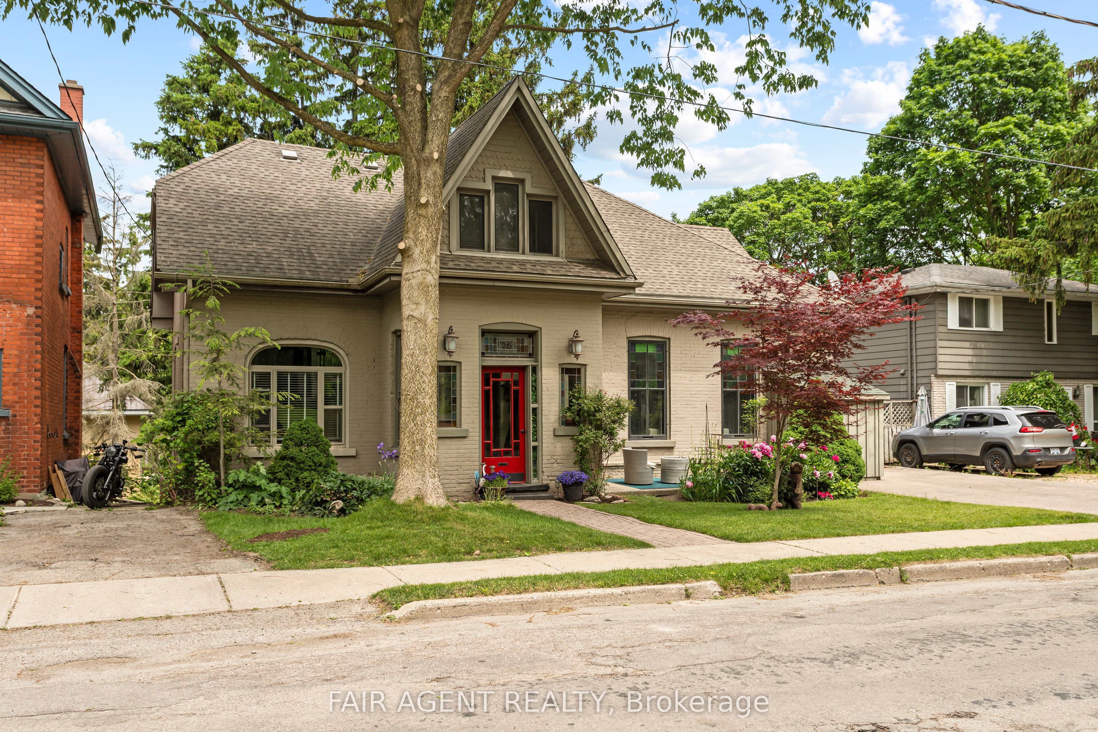 26 DALY Avenue, Stratford, ON N5A 1B8 photo 2