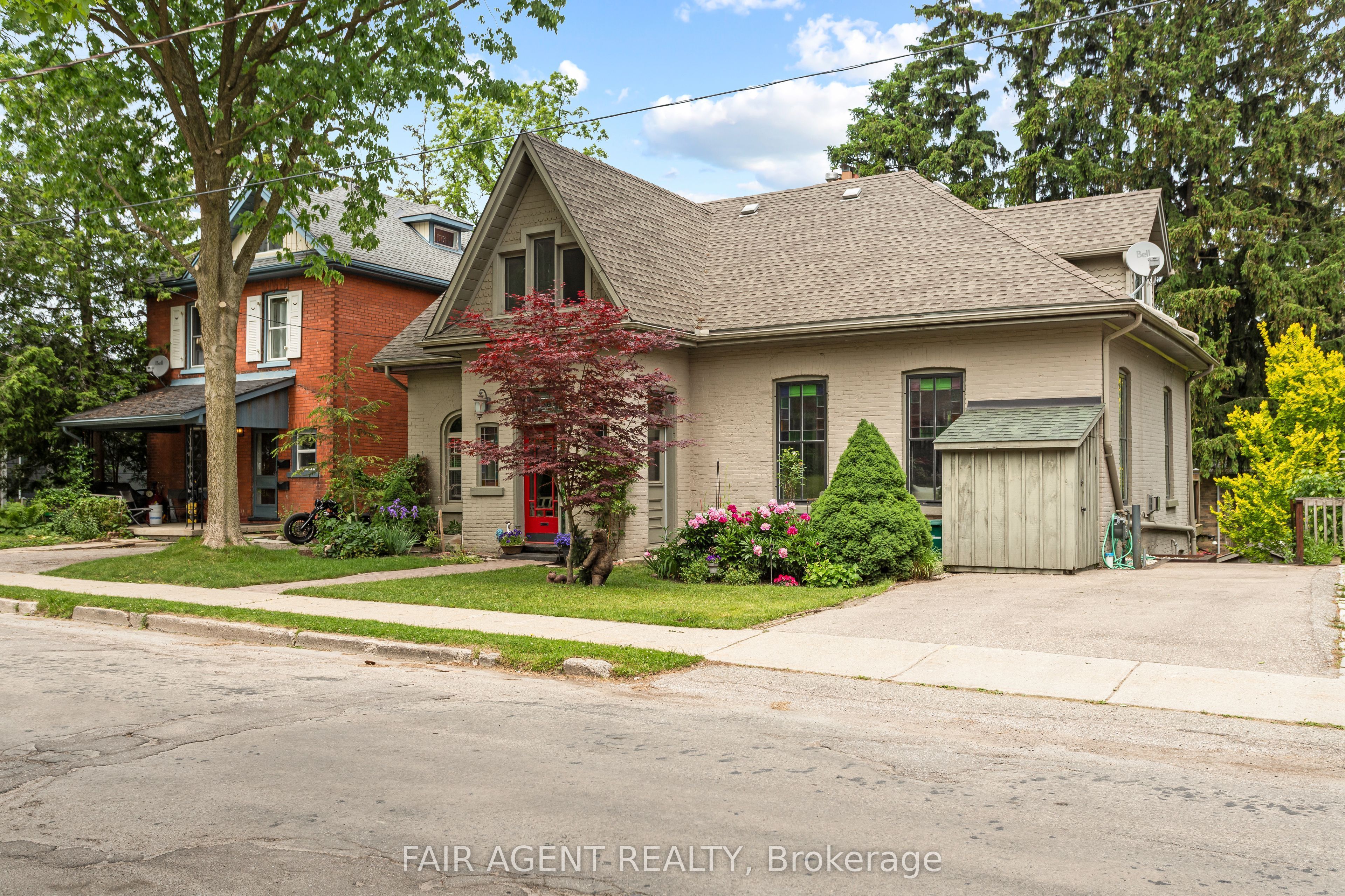 26 DALY Avenue, Stratford, ON N5A 1B8 photo 3