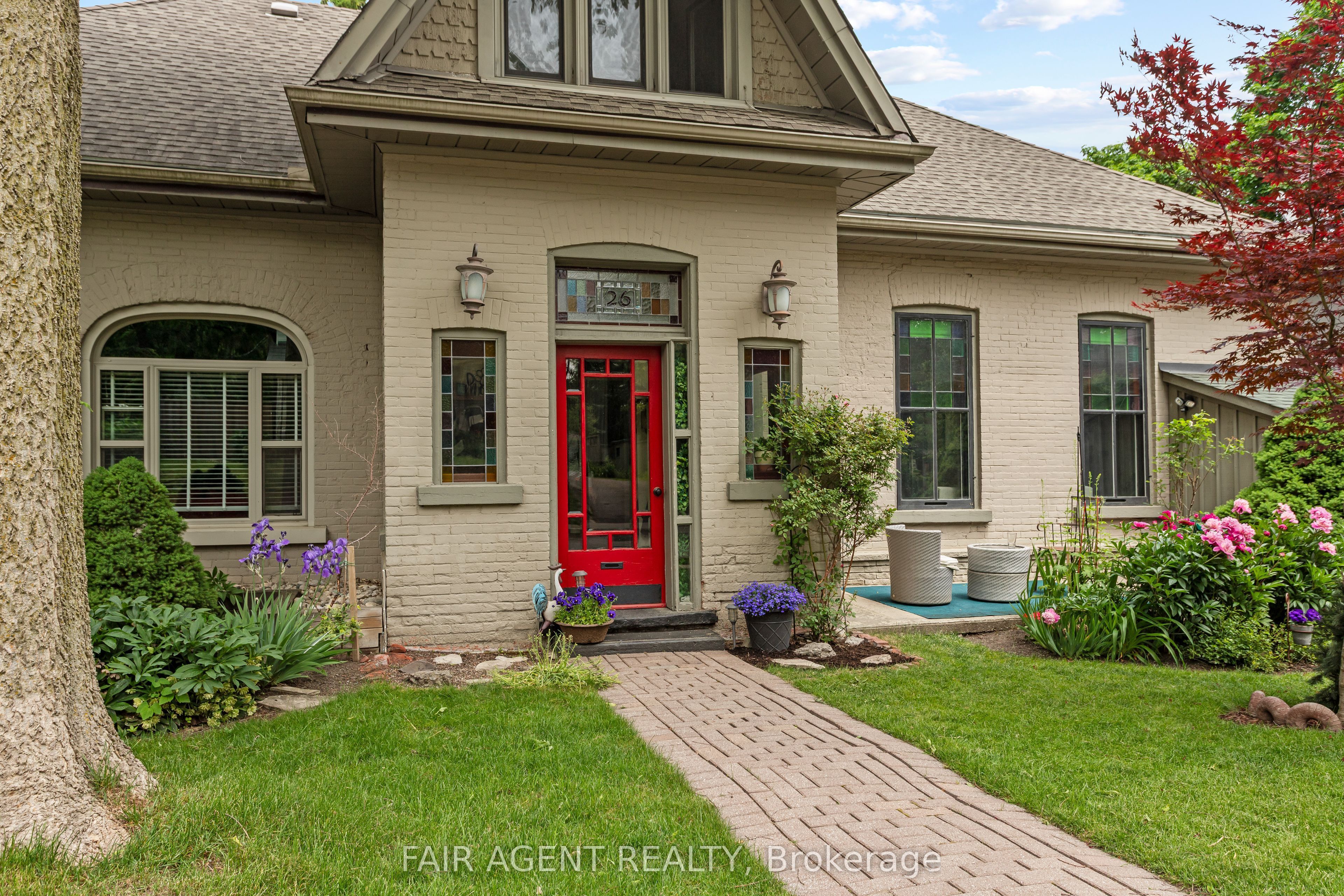26 DALY Avenue, Stratford, ON N5A 1B8 photo 4