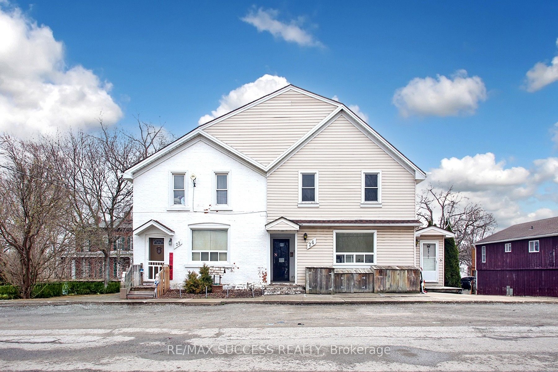 22 & 24 River Street, Thorold, ON L0S 1K0