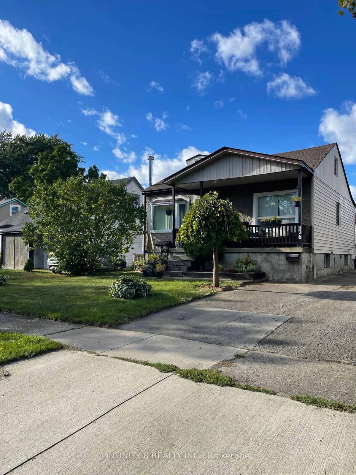 326 Corvette Street, Welland, ON L3B 4S6 photo 2
