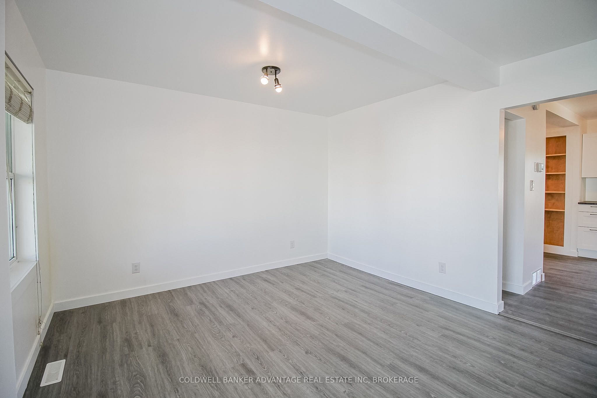215 Burgar Street, Welland, ON L3B 2T3 photo 4