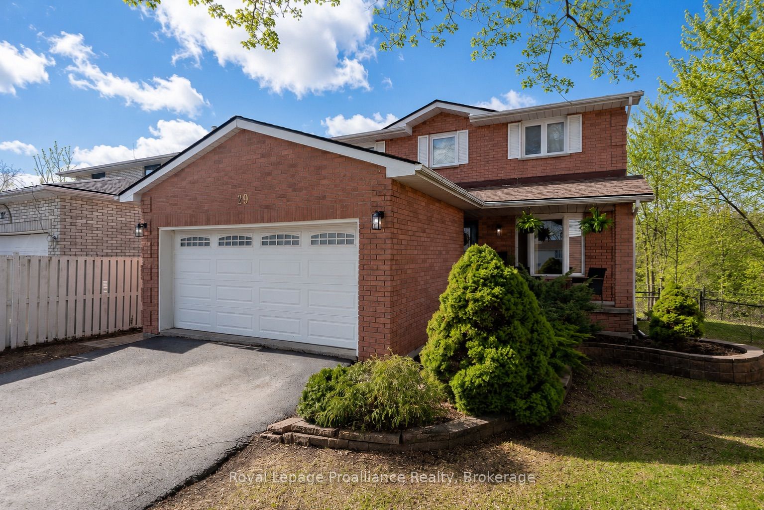 29 Sherwood Crescent, Belleville, ON K8P 5G2 photo 2